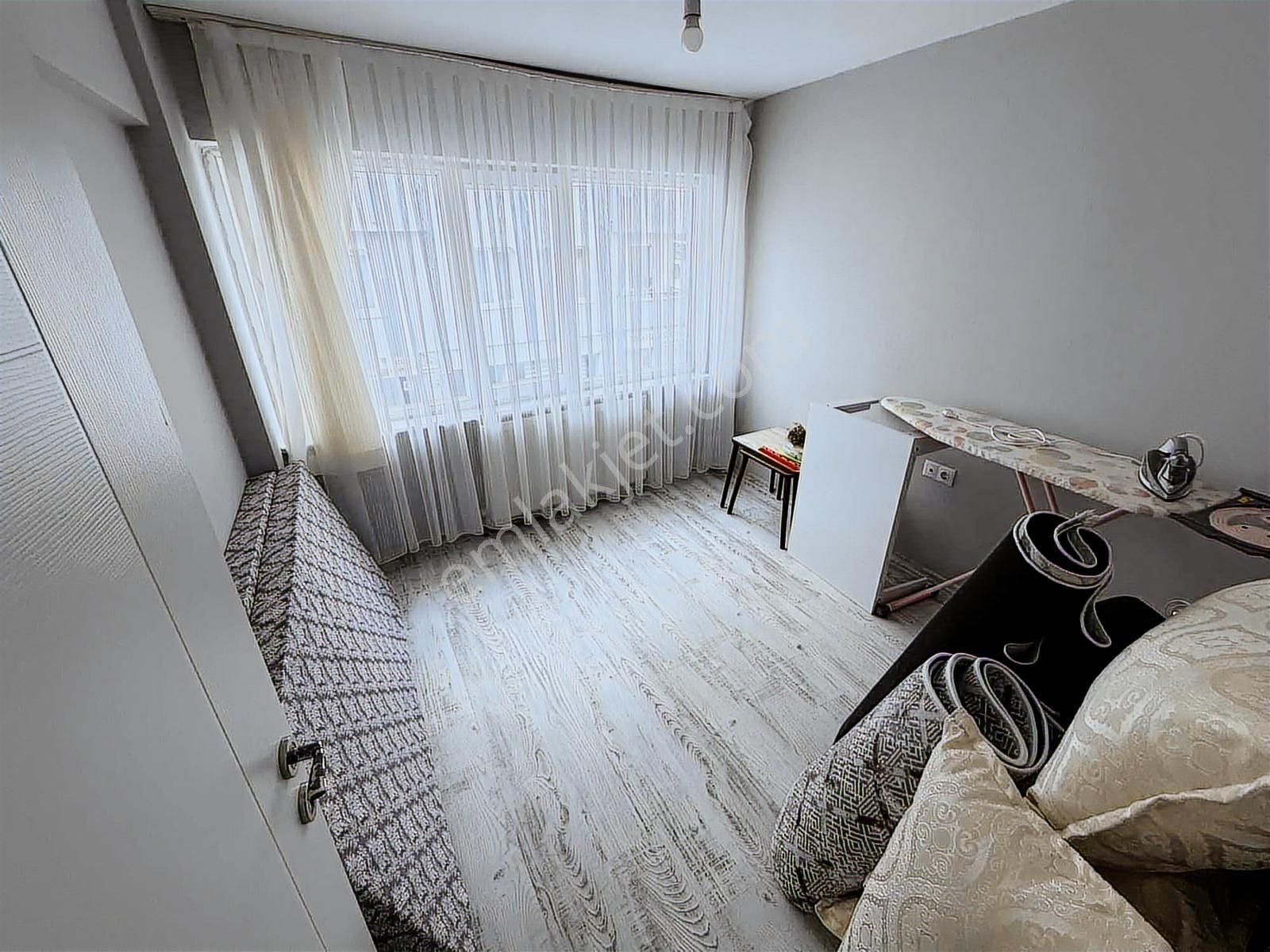 Tırpan Gayrimenkulden Ömerbey Mah. 2+1 90m2 Masrafsız Arakat - Görsel 6