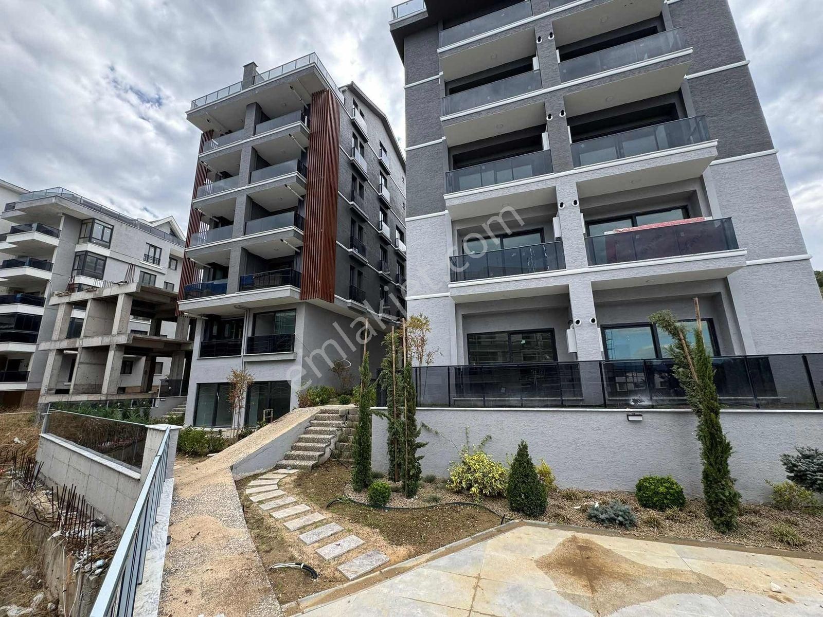 Tırpan Gayrimenkulden Güzelyalıda 2+1 Sıfır Arakat Acikl Satılık - Görsel 7