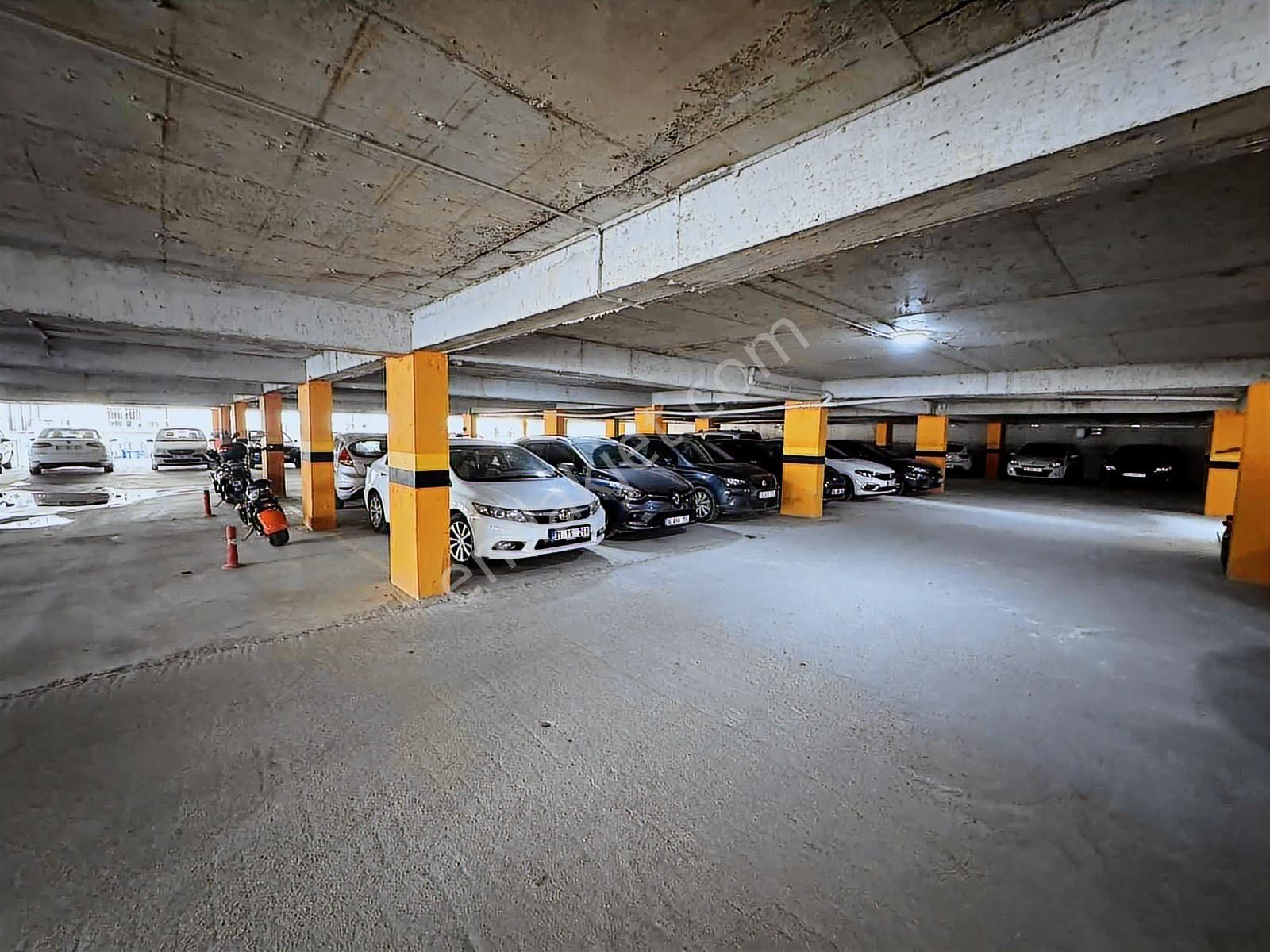 Tırpan Gayrimenkulden Umutevler Sitesinde Lüx Eşyalı Kiralık - Görsel 25