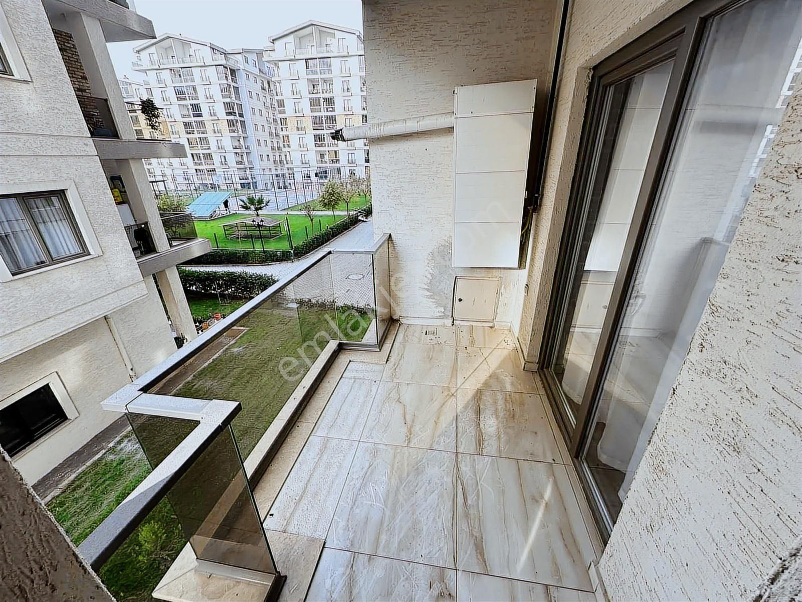 Tırpan Gayrimenkulden Umutevler Sitesinde Lüx Eşyalı Kiralık - Görsel 12