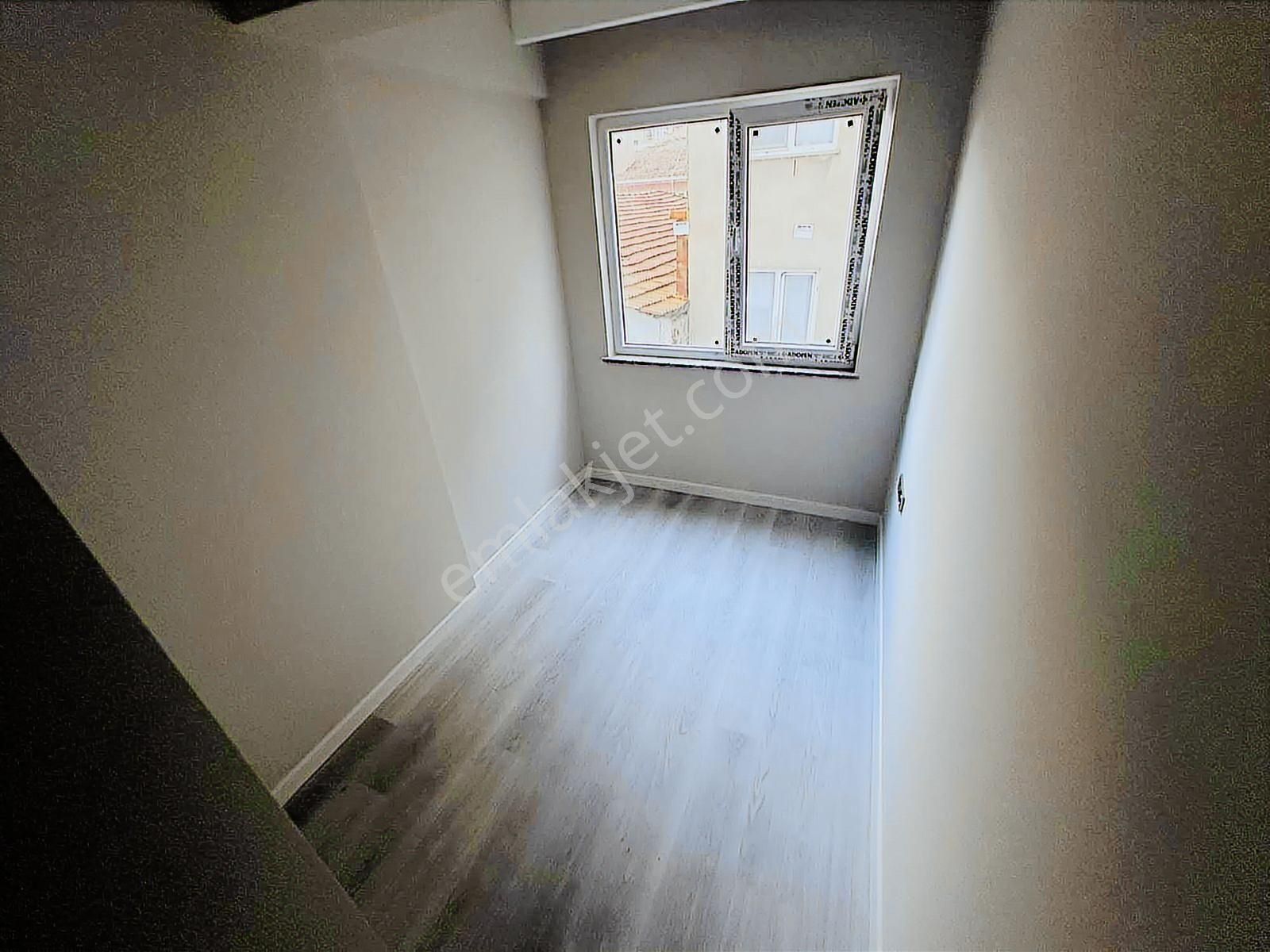 Tırpan Gayrimenkulden Güzelyalıda 2+1 70m2 Sıfır Düzayak Daire - Görsel 16