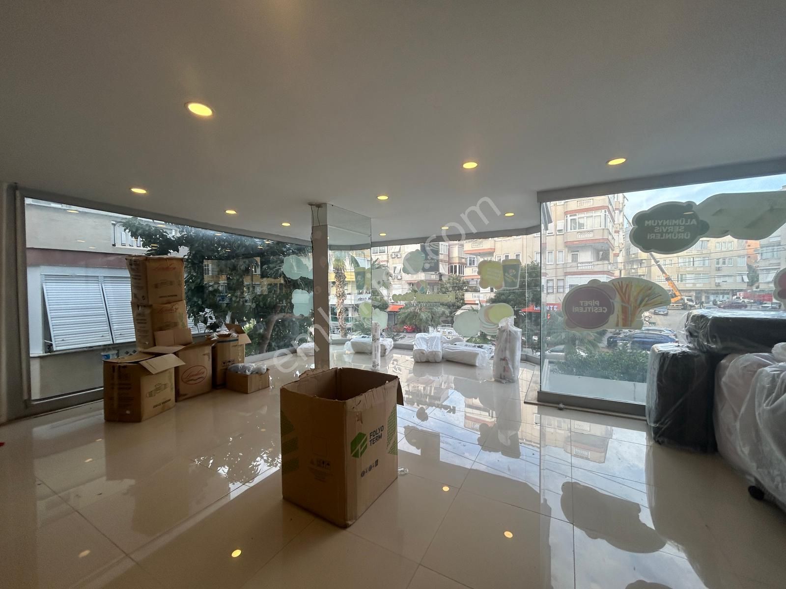 Alanya Merkez Saray Mahallesin'de Kiralık 3 Kat Kurumsal İş Yeri - Görsel 21