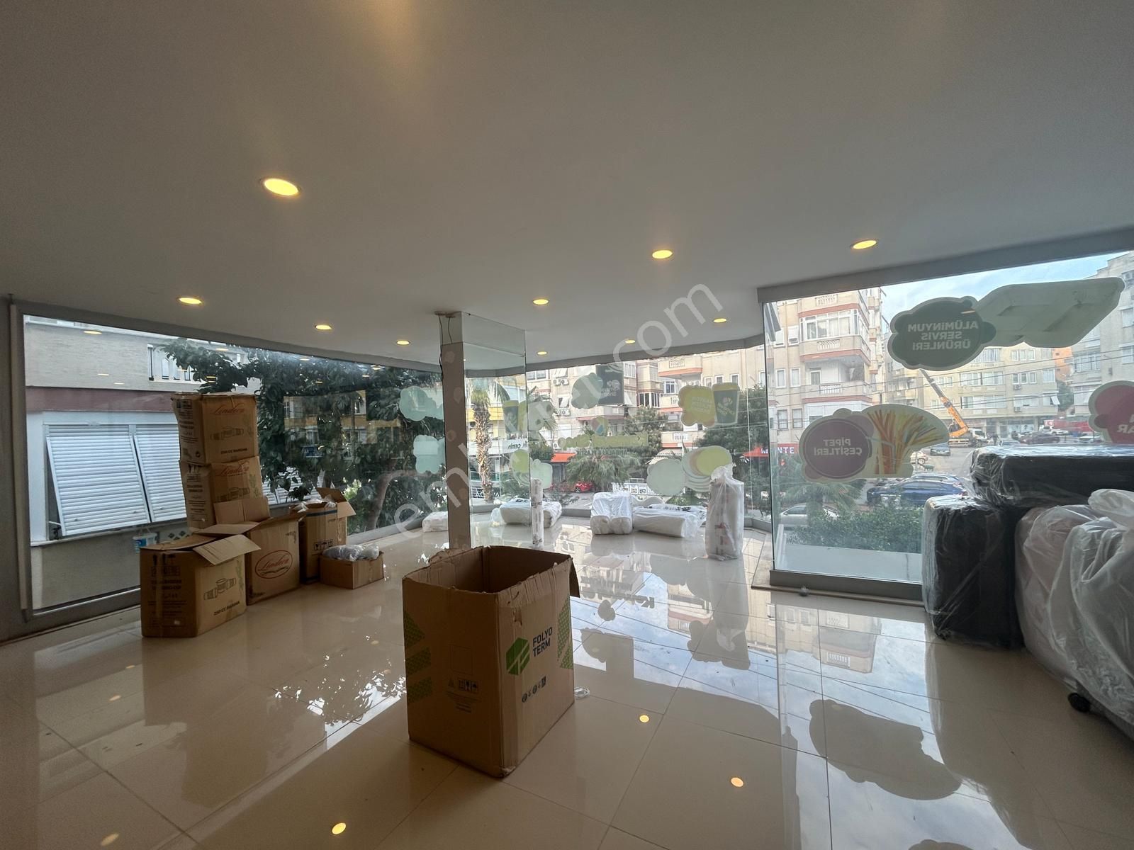 Alanya Merkez Saray Mahallesin'de Kiralık 3 Kat Kurumsal İş Yeri - Görsel 7