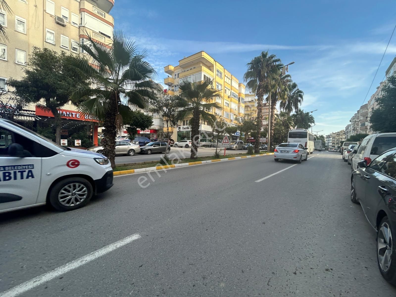Alanya Merkez Saray Mahallesin'de Kiralık 3 Kat Kurumsal İş Yeri - Görsel 12
