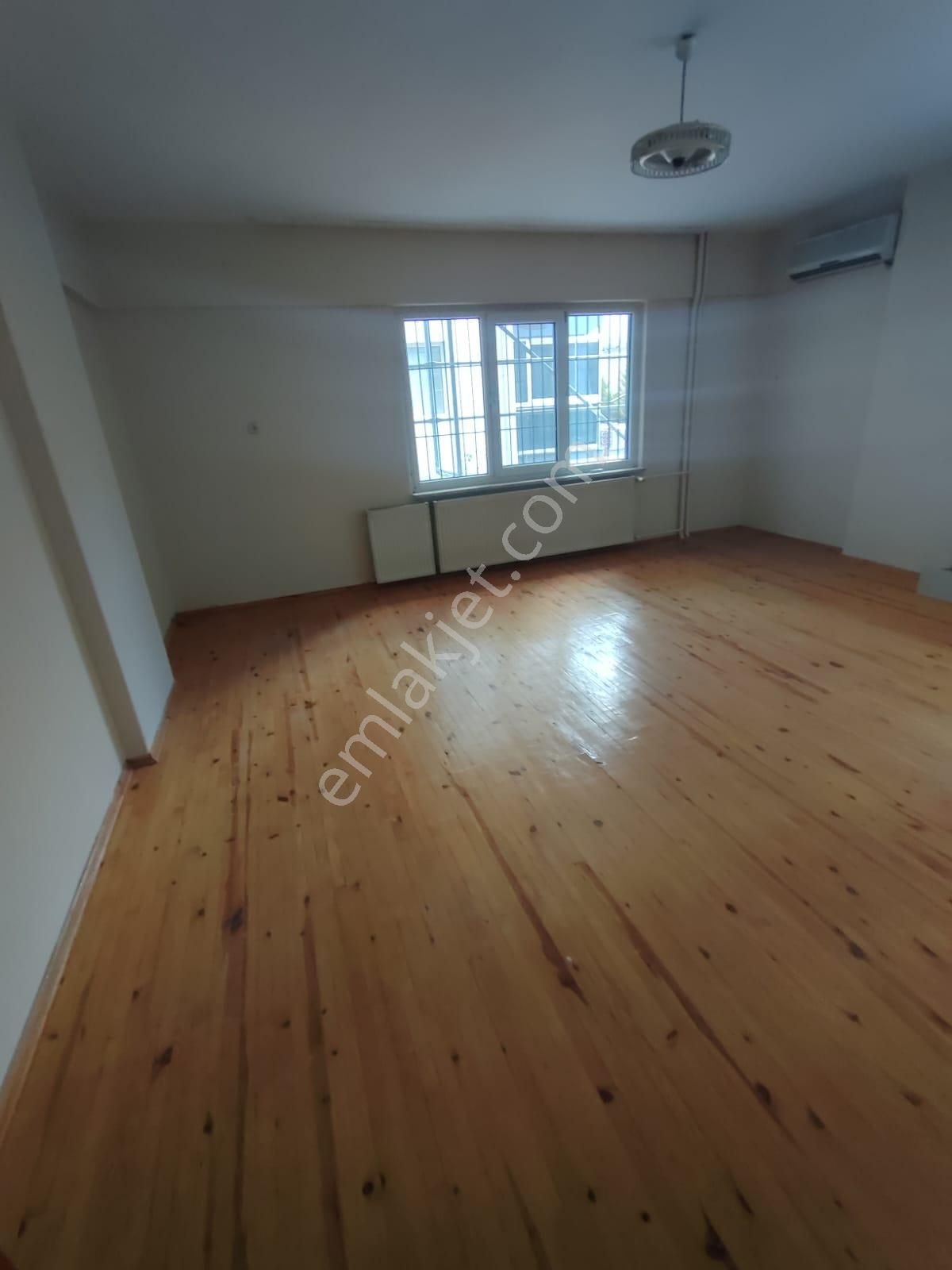 Kaan Emlaktan Depozitosuz Bağbaşı Yeniyolda Kiralık 3+1 Daire - Görsel 16