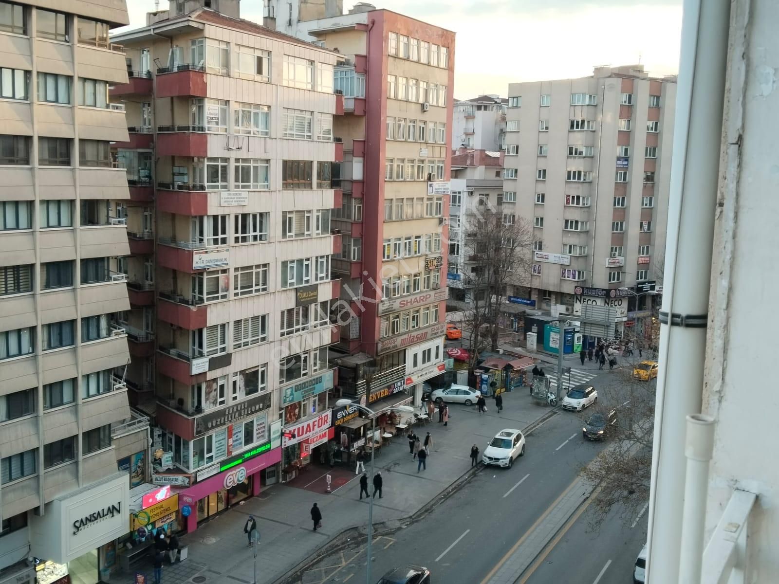 Kızılay Ziya Gökalp Caddesinde Katta Asansörlü Manzaralı 2+1 Satılık Daire - Görsel 15