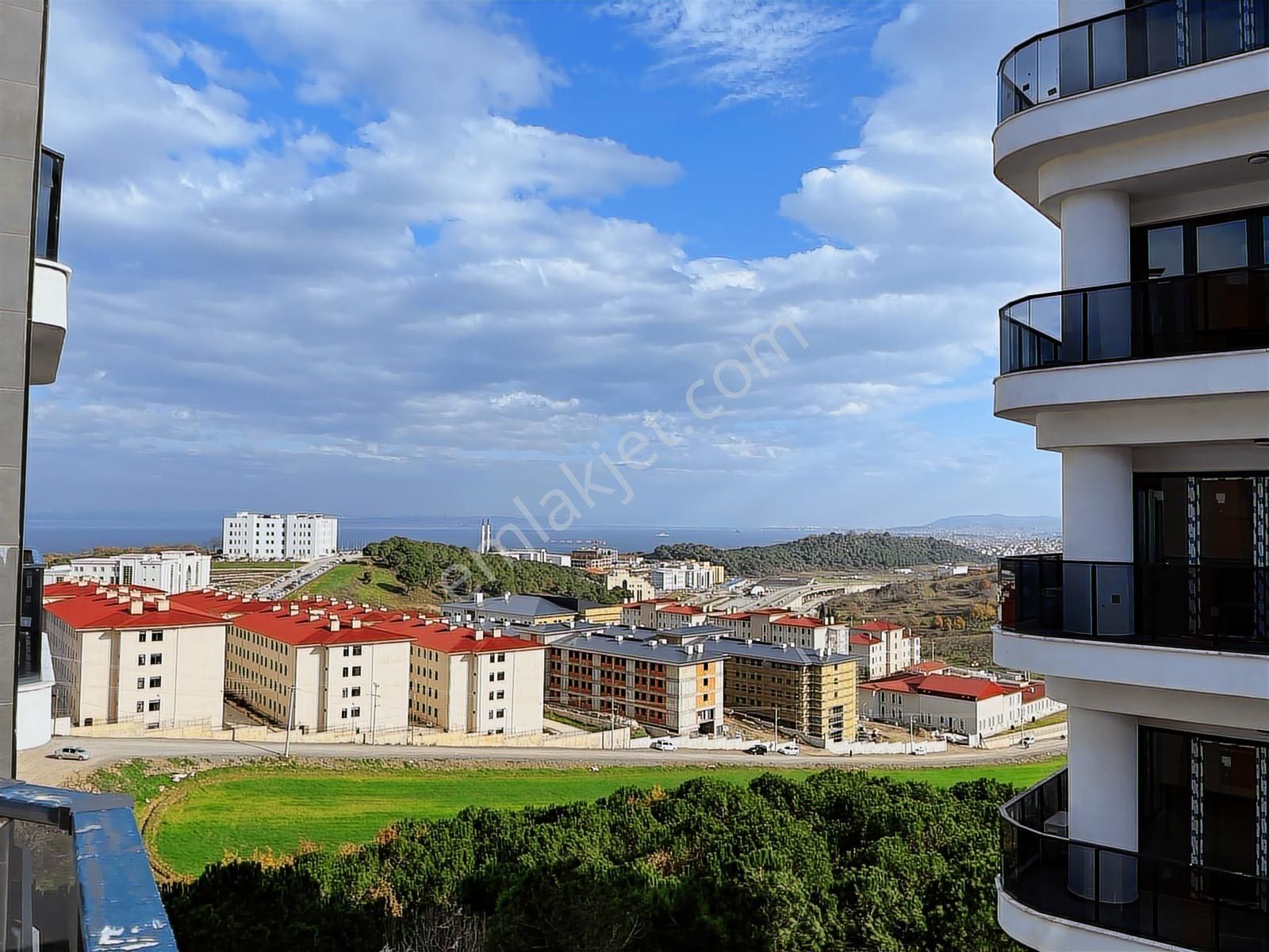 Yalova Üniversitesi Karşısı Fırsat Daire !