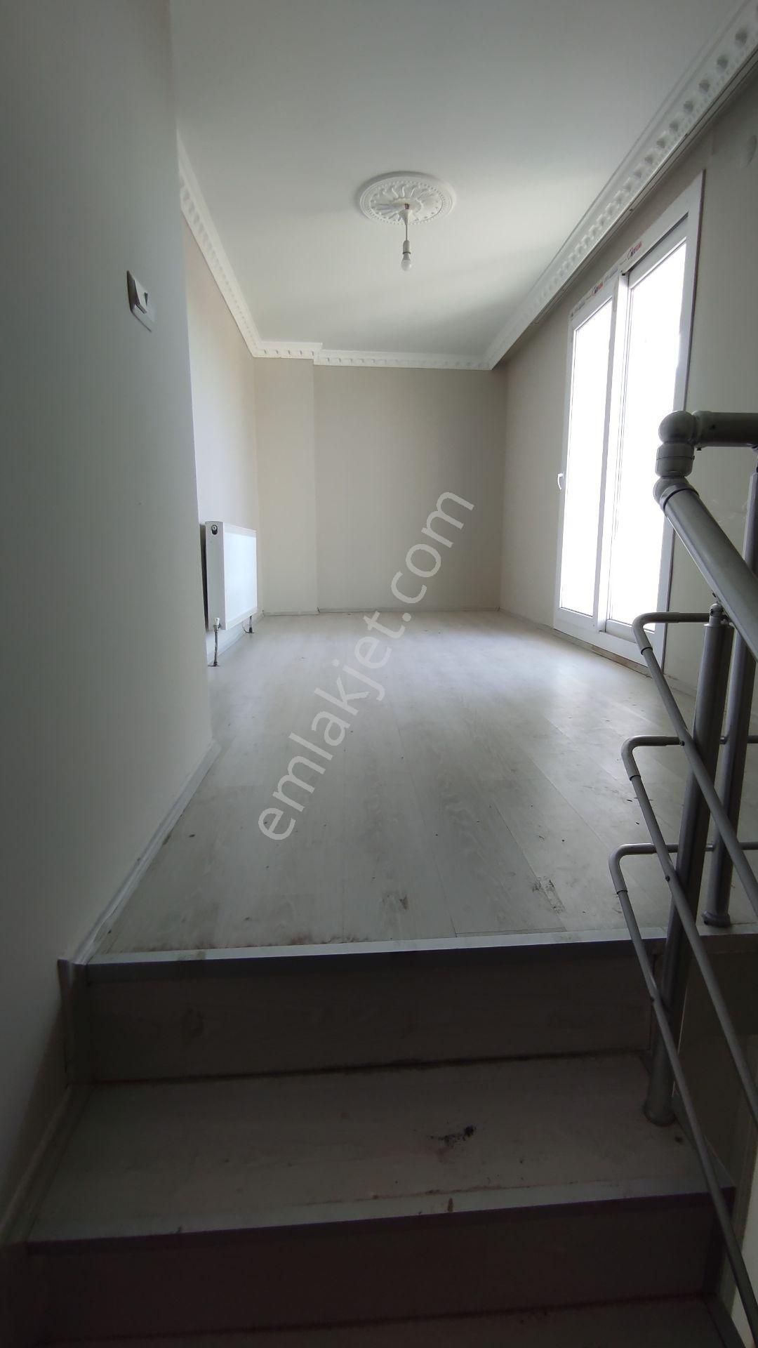 Egelimden Çarşı Merkezde Satılık Doğalgazlı 3+1 Teraslı Dubleks Yeni Daire - Görsel 13