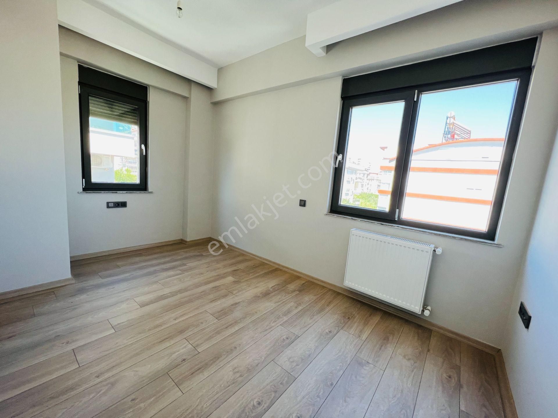 Meydankavağında Köşe Başı Dubleks - Görsel 11