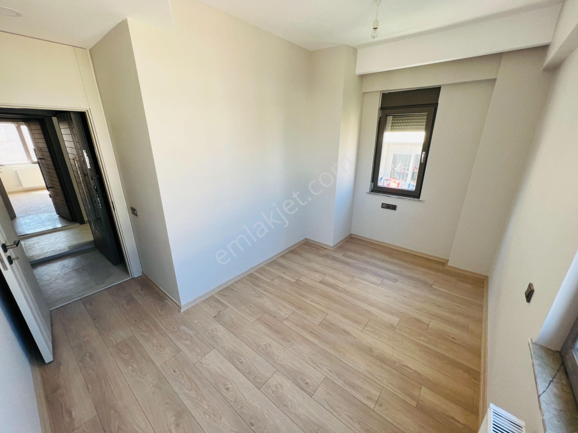 Meydankavağında Köşe Başı Dubleks - Görsel 12