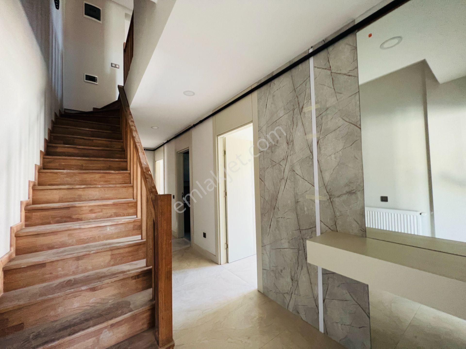 Meydankavağında Köşe Başı Dubleks - Görsel 10