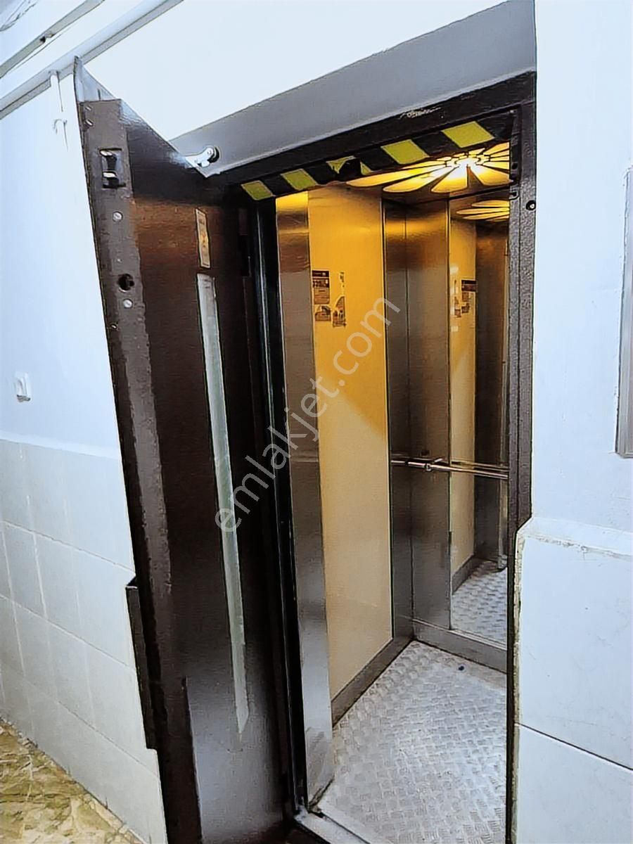 İnönü Caddesinde 4+1 Bakımlı Kiralık Daire - Görsel 32