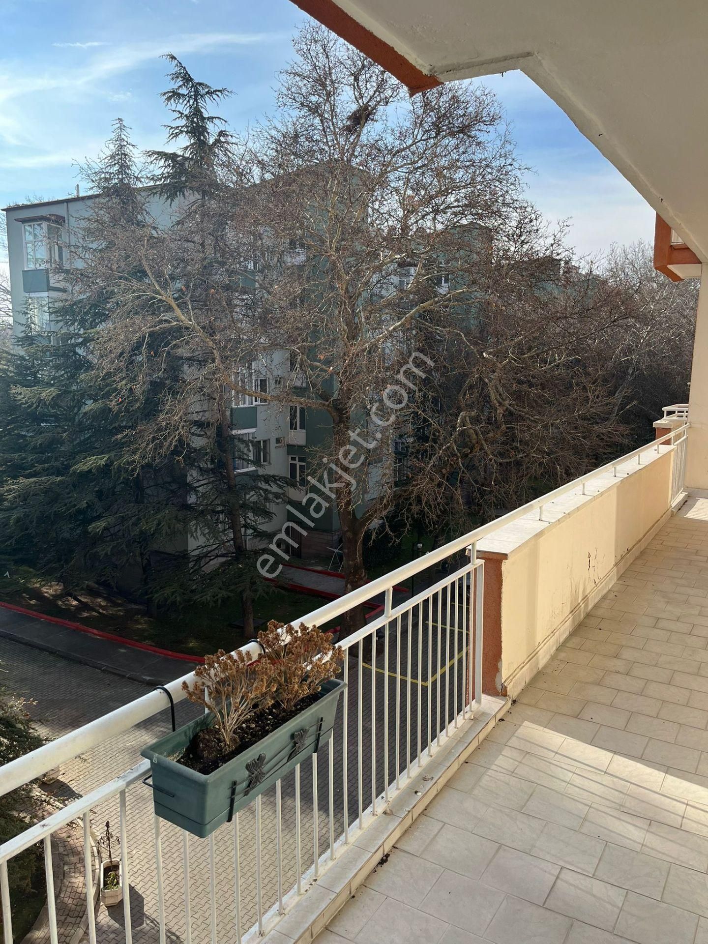 Bahçelievler 7.cadde Eser Sitesinde Katta 2+1 Satılık Daire - Görsel 9