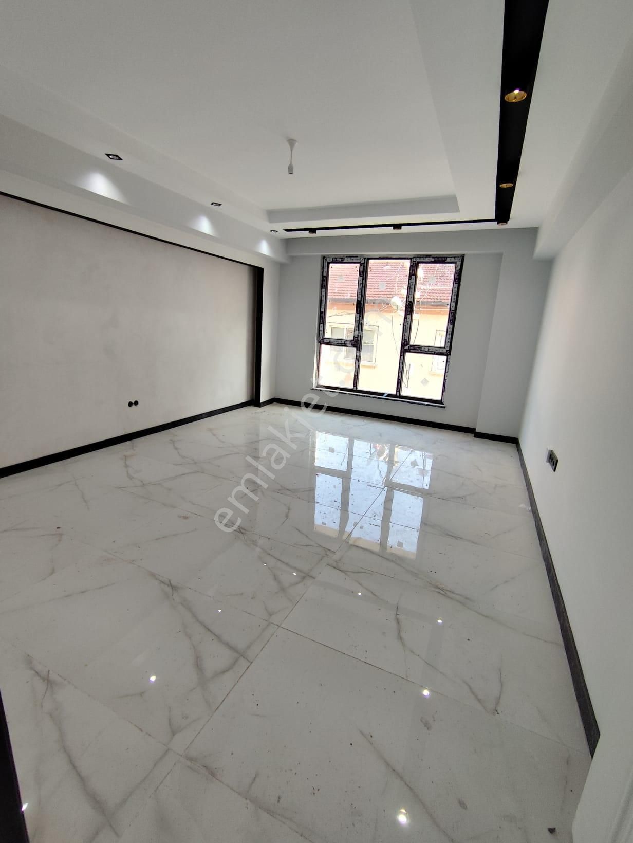 Özgür Gayrimenkul'den Şirintepe Mh.'de Satılık 2+1 Lüx Daire