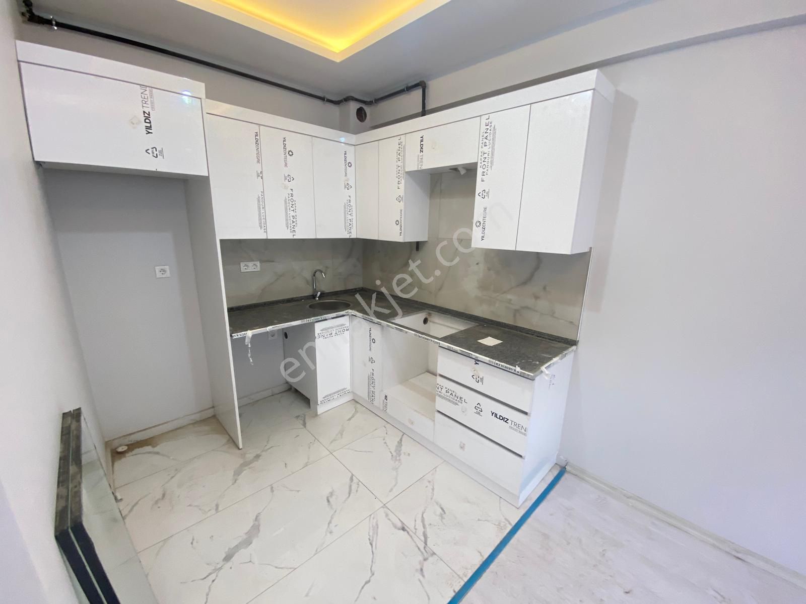 Acill Buca Ufuk Mah.de Telsizler Yakını 2+1 80m2 Dgazlı A.mutfak Sıfır Satılık Daire - Görsel 4