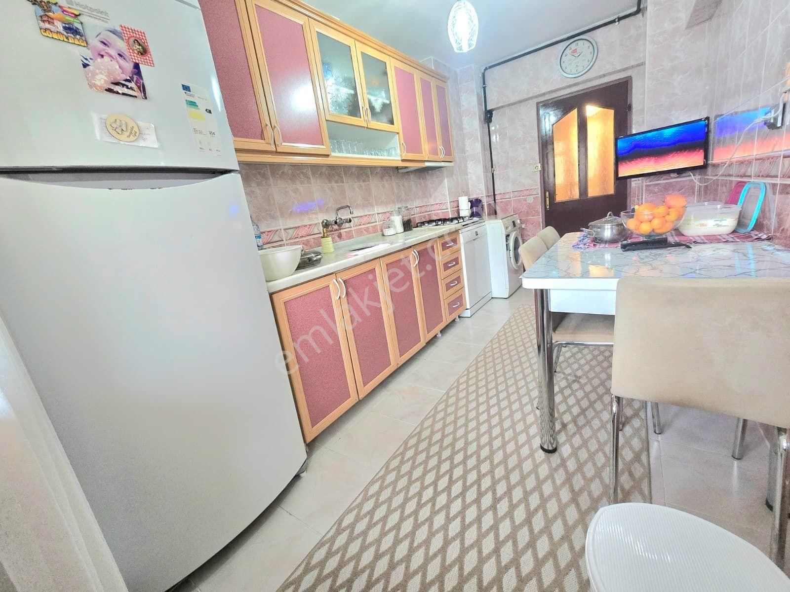 Refik Saydam Cad. Üzeri Orta Katta Ön Cephe 3+1 Bağımsız - Görsel 9