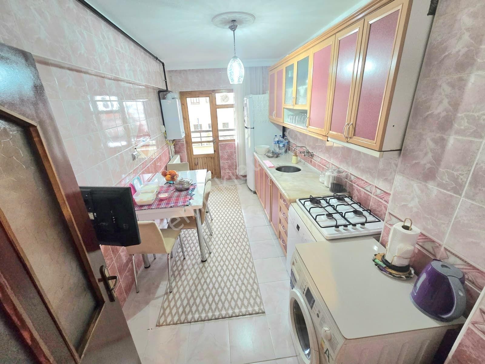 Refik Saydam Cad. Üzeri Orta Katta Ön Cephe 3+1 Bağımsız - Görsel 22