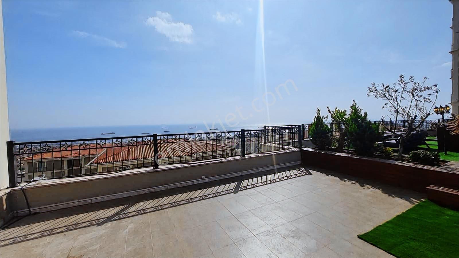 Deniz İstanbul Da Satılık Büyük Teraslı Karşılıklı 2 Adet 2+1 - Görsel 25