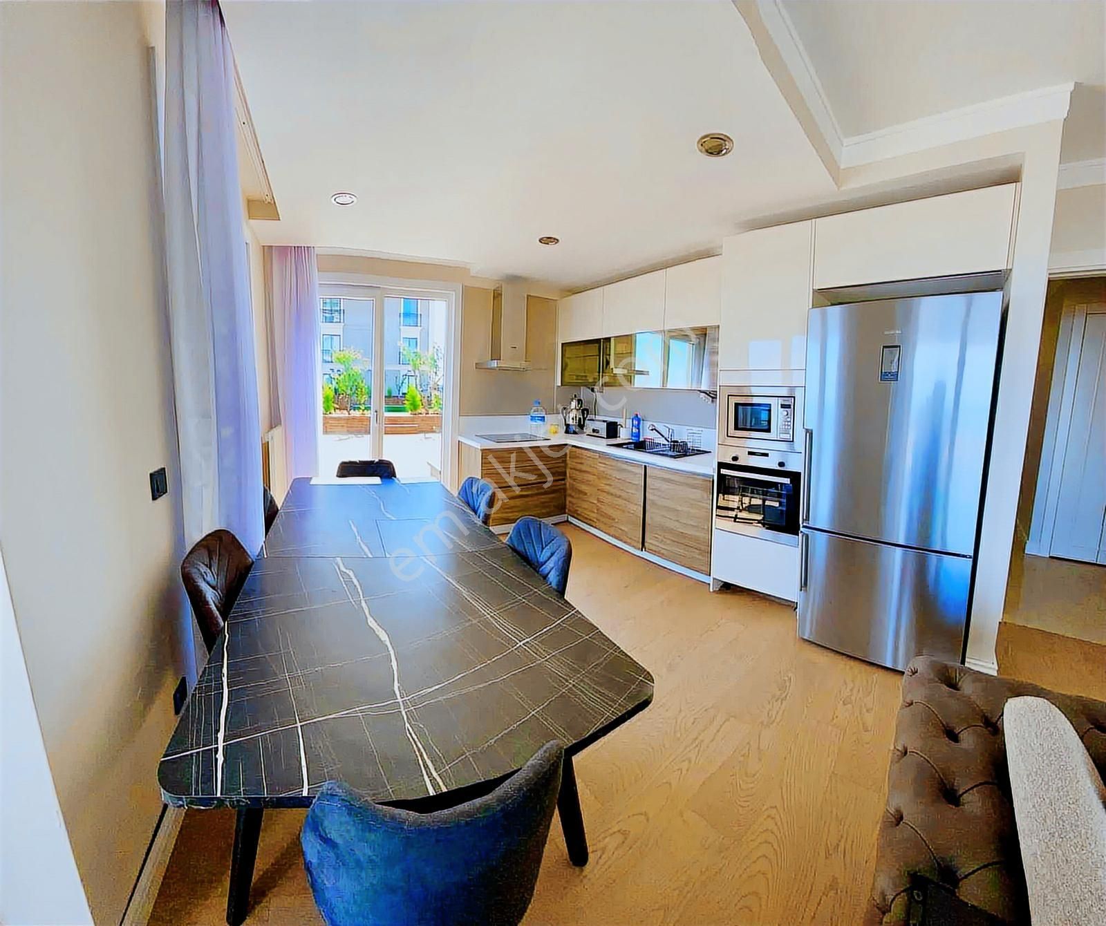 Deniz İstanbul Da Satılık Büyük Teraslı Karşılıklı 2 Adet 2+1 - Görsel 3