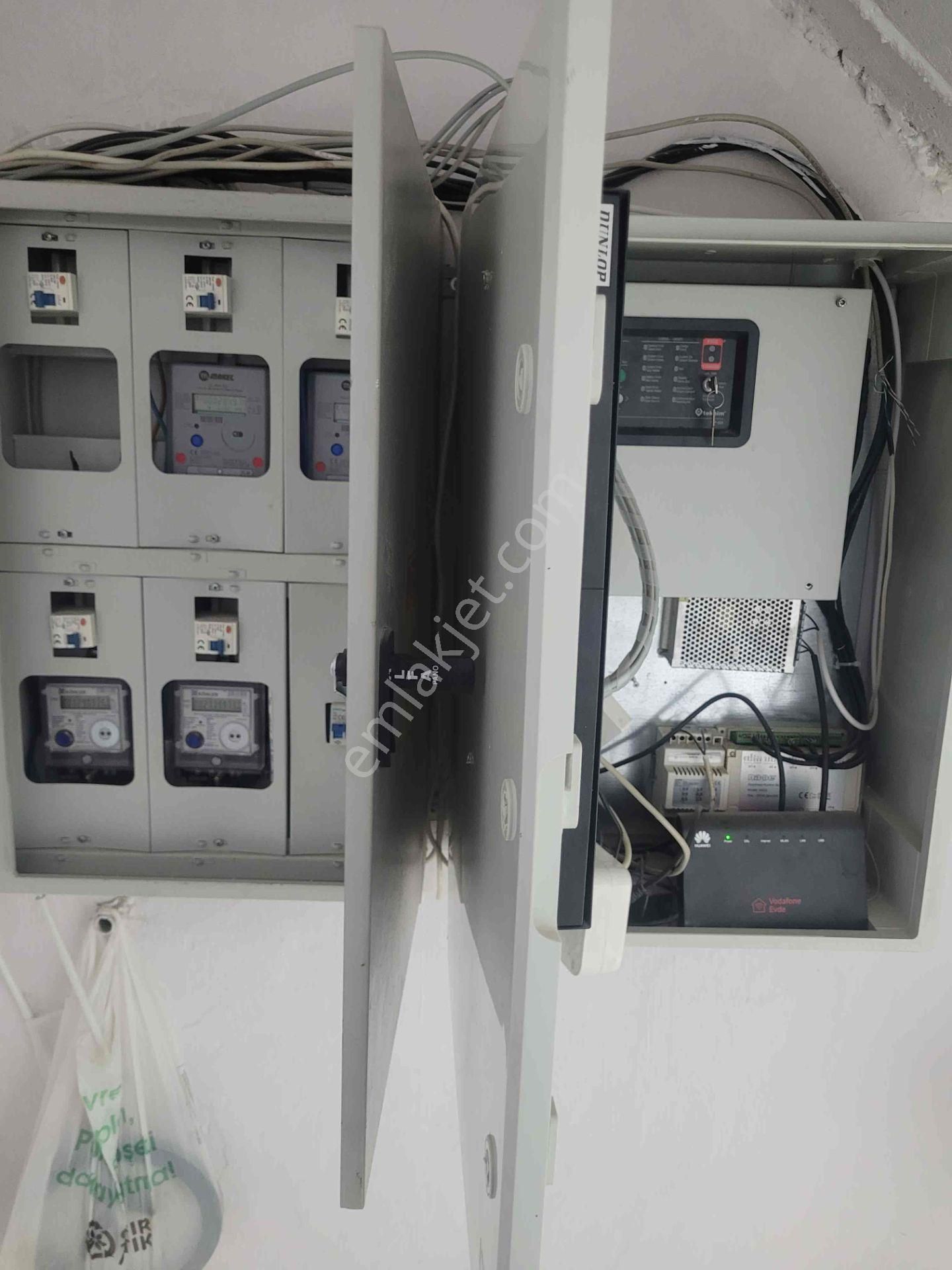 Meta'dan 4 Kat İmarlı 194 M² Arsada Alt Katı Dükkan 2 Kat Ev - Görsel 4