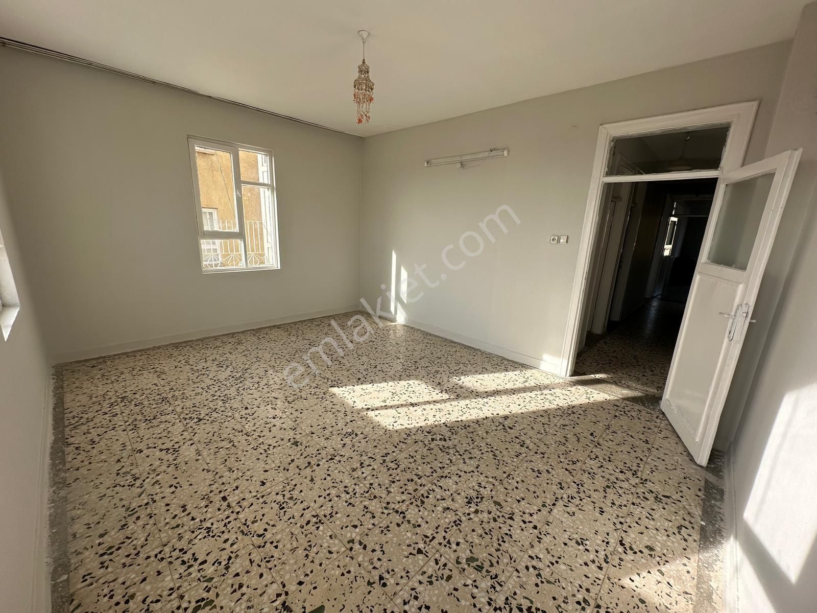 Akev Gayrimenkul'den Mardin Yolunda Ara Kat 3+1 Kiralık Daire - Görsel 6