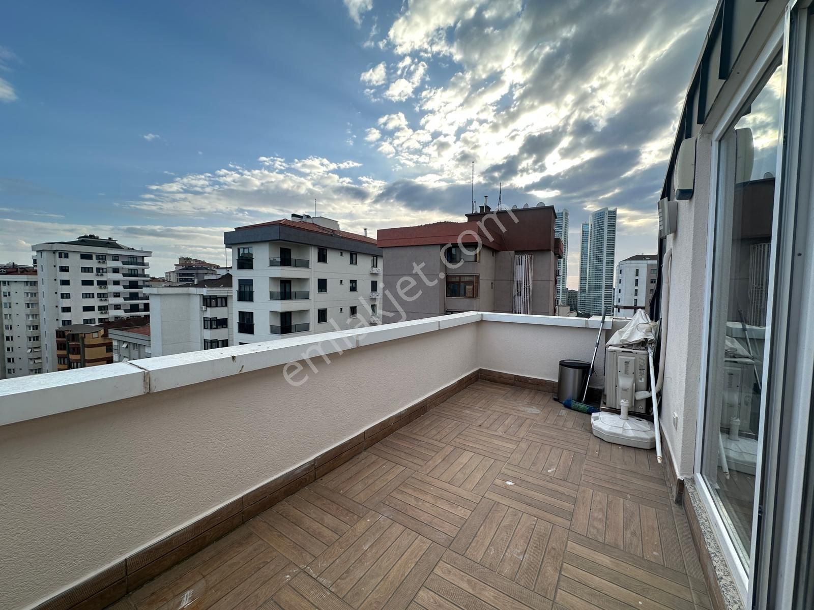 Göztepede Muhteşem Dublex Yapı Kayıt Belgeli 275 M2 4+2 - Görsel 20