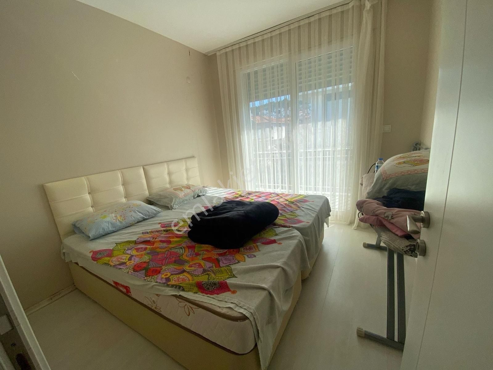 Çeşme Denize 50m Manzaralı Satılık 3+1 Villa - Görsel 22