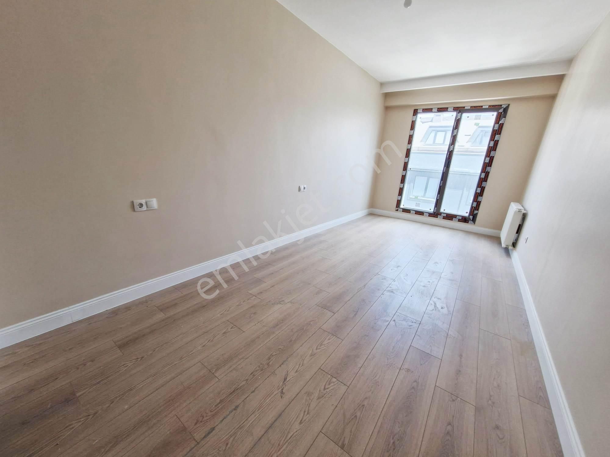 Yasemin Konakları Yakını Sitede 3+1 130m2 Otoparklı 0 Ara Kat - Görsel 9