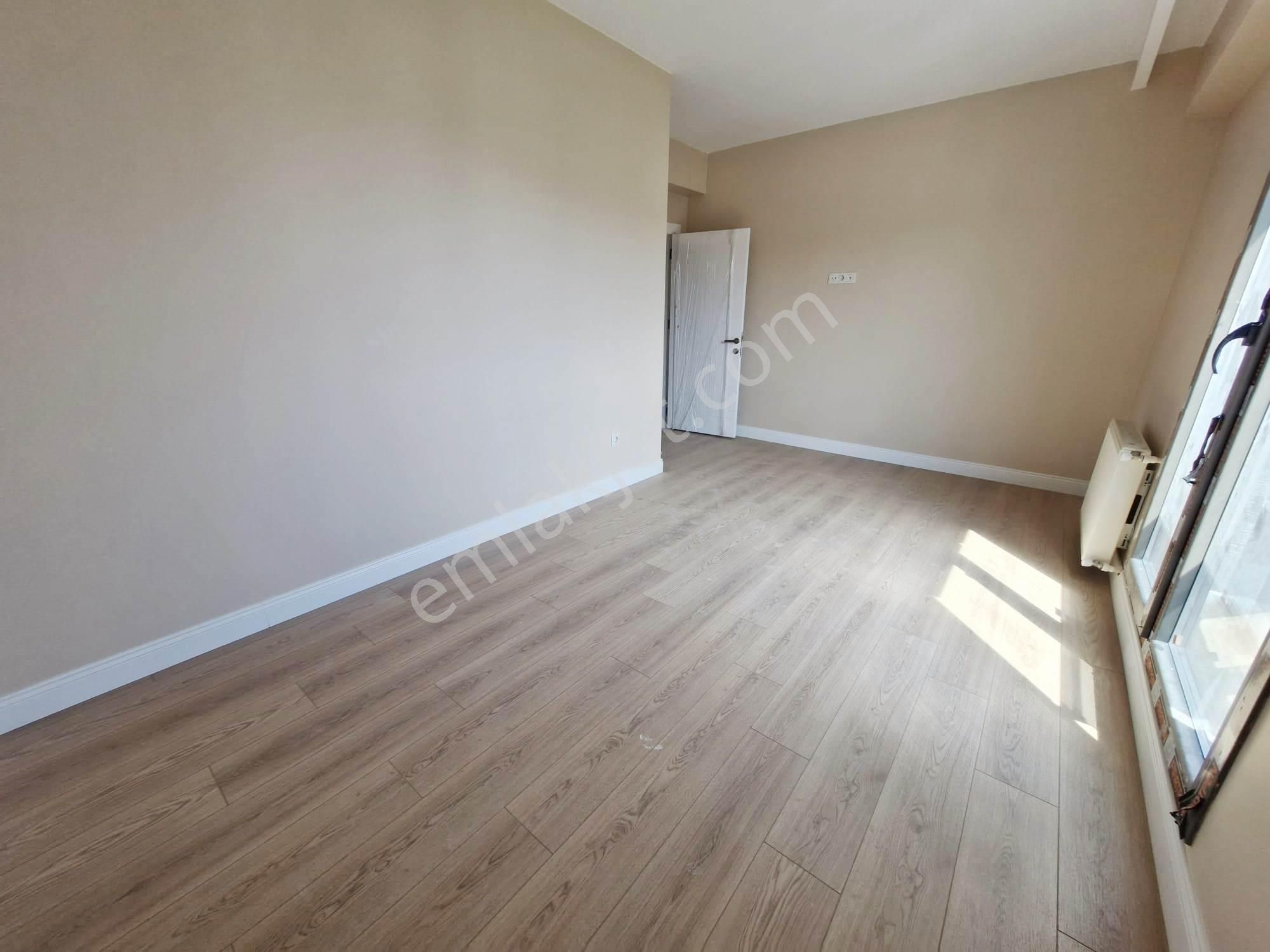 Yasemin Konakları Yakını Sitede 3+1 130m2 Otoparklı 0 Ara Kat - Görsel 10