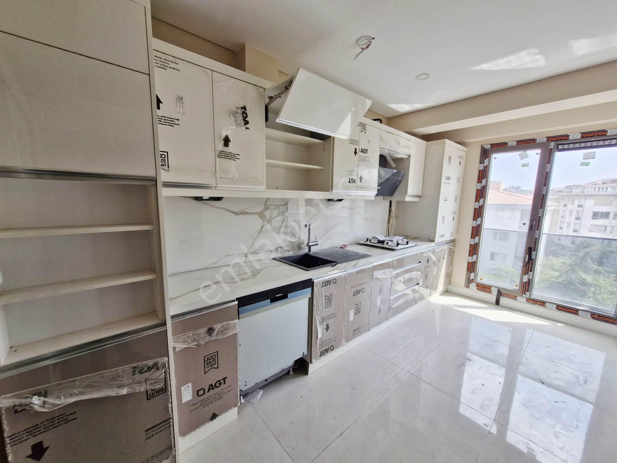 Yasemin Konakları Yakını Sitede 3+1 130m2 Otoparklı 0 Ara Kat - Görsel 3