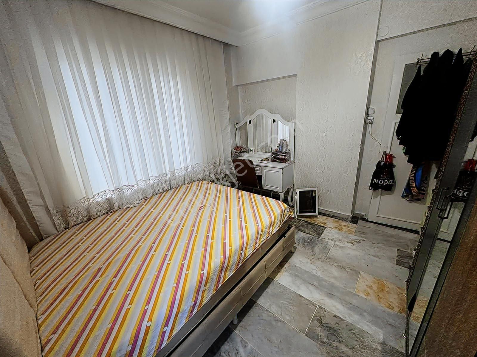 Yeditepe Mahallesinde Geniş Yerden Isıtmalı 3+1 Fırsat Daire - Görsel 26