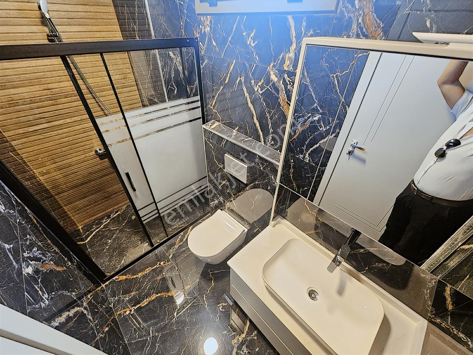 Eu Gayrimenkulden Girişte 2 Odalı Tek Müstakil 4+1 Villa - Görsel 32