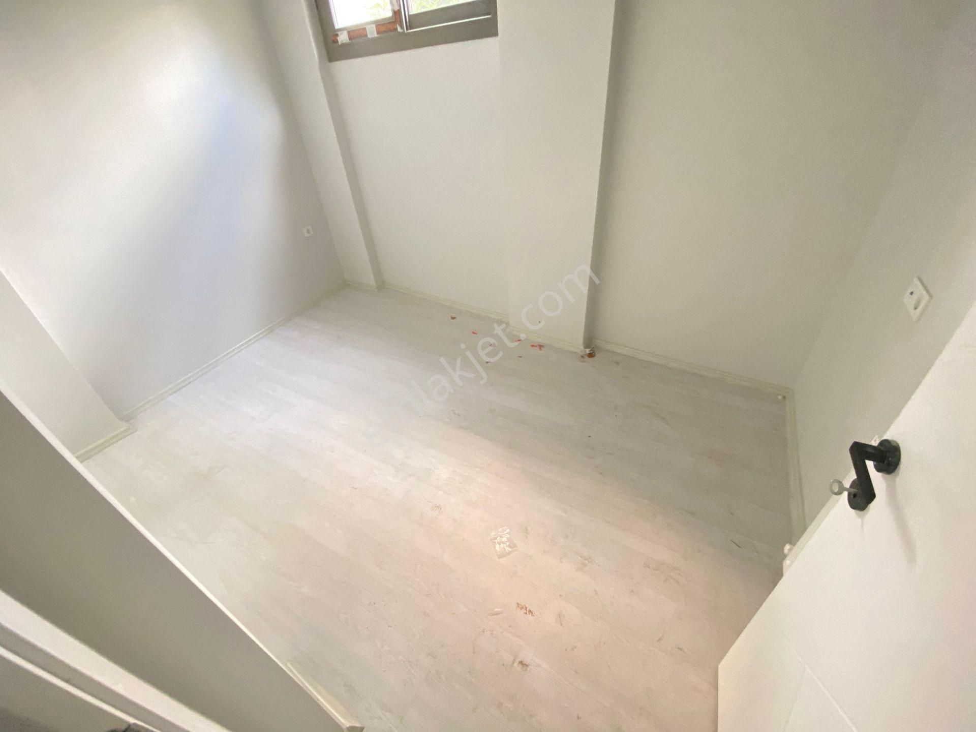 Acill Buca Ufuk Mah.de Telsizler Yakını 2+1 80m2dgazlı Arakat Sıfır Asansörlü Satılık Daire - Görsel 13