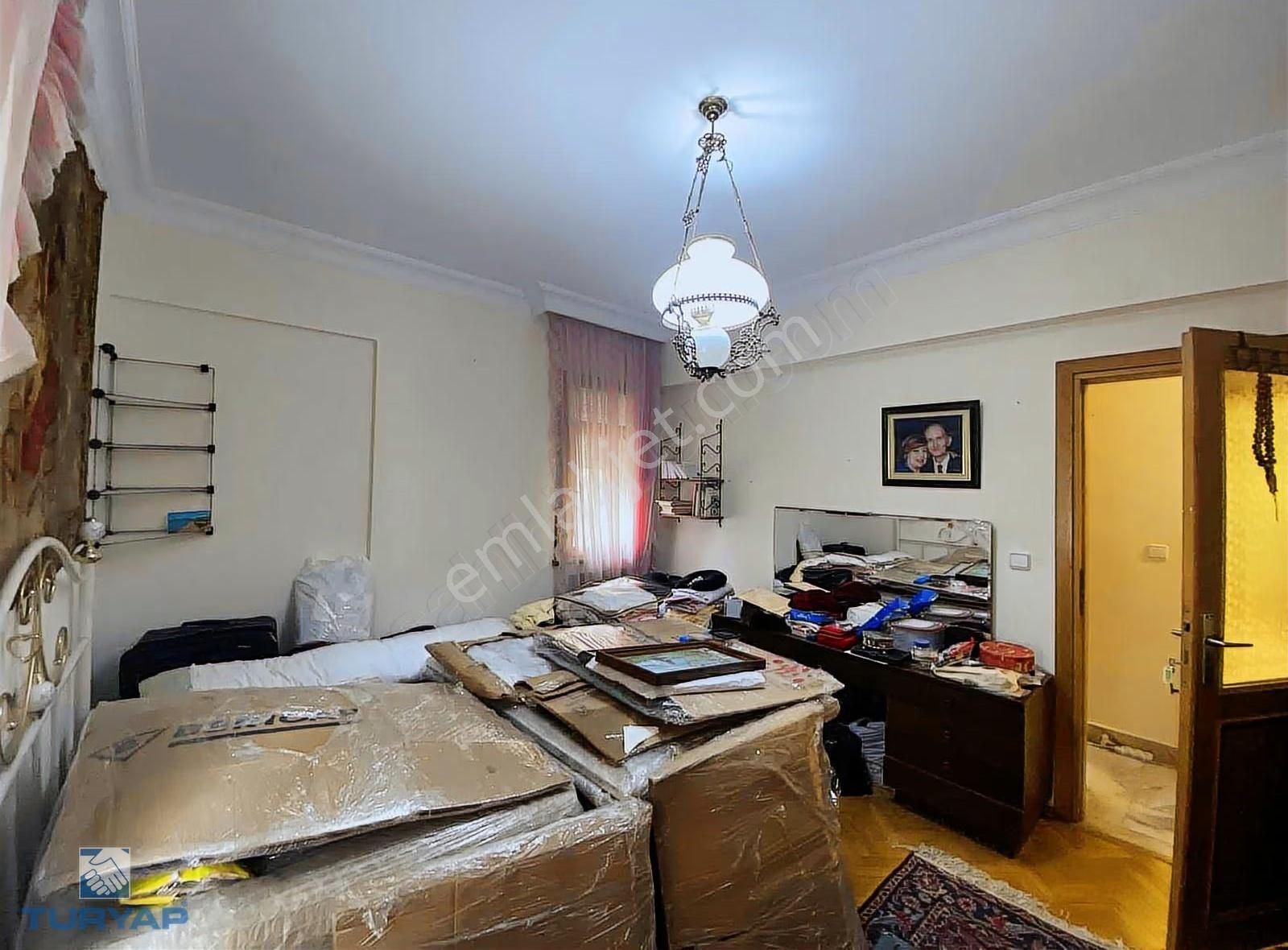 Turyap'tan Fenerbahçe Sahile Çok Yakın Balkonlu Büyük 3+1 - Görsel 17