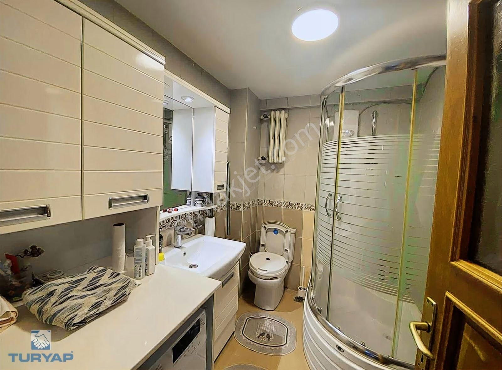 Turyap'tan Fenerbahçe Sahile Çok Yakın Balkonlu Büyük 3+1 - Görsel 21