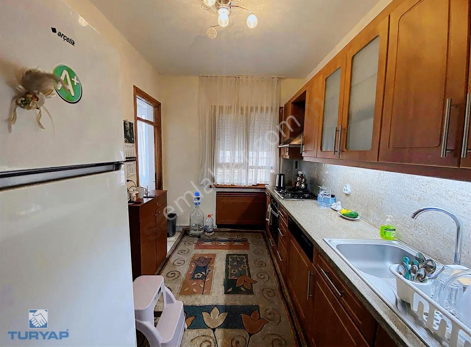 Turyap'tan Fenerbahçe Sahile Çok Yakın Balkonlu Büyük 3+1 - Görsel 29