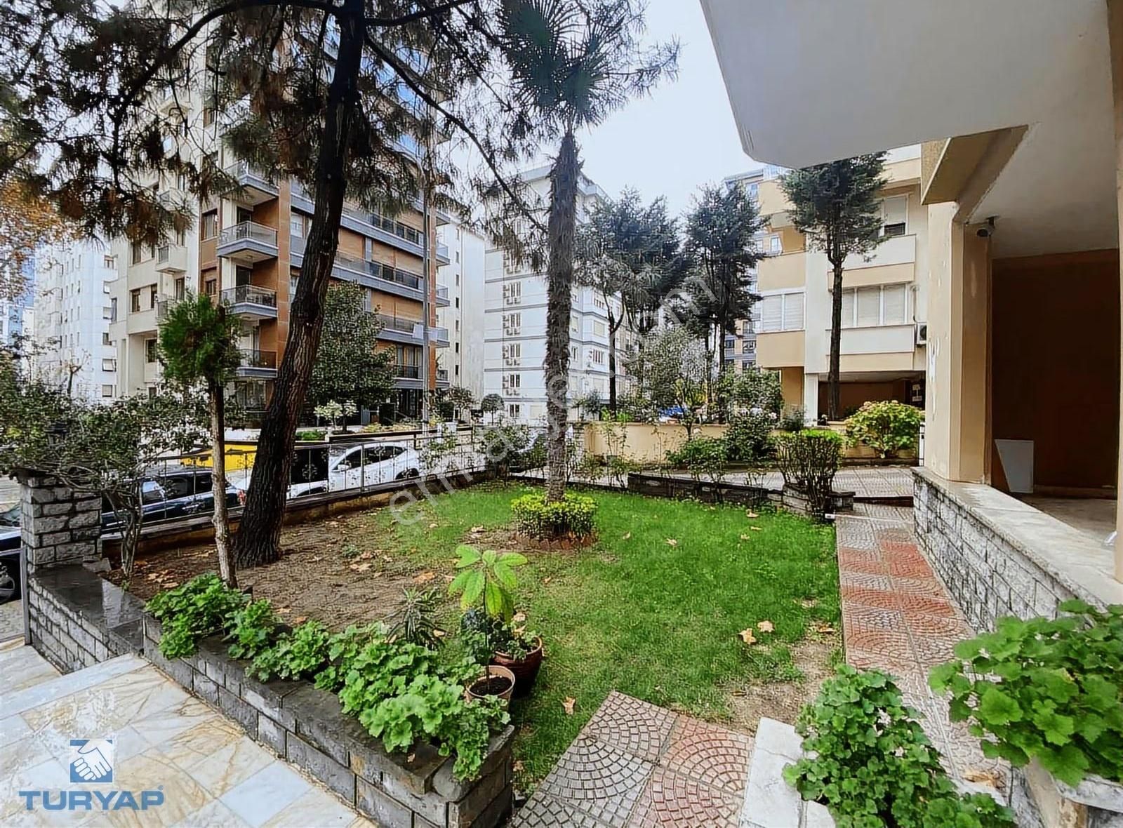 Turyap'tan Fenerbahçe Sahile Çok Yakın Balkonlu Büyük 3+1 - Görsel 14