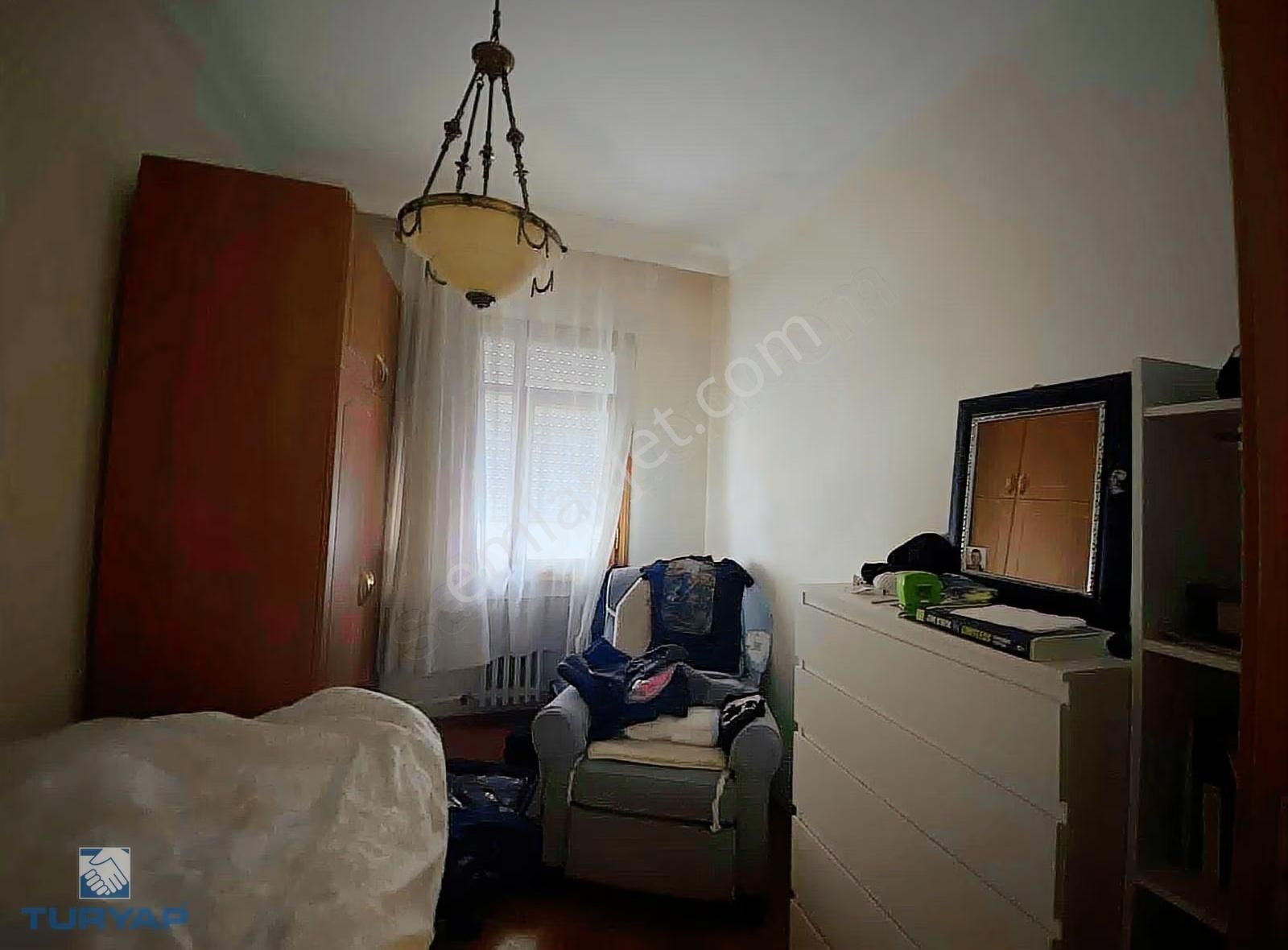 Turyap'tan Fenerbahçe Sahile Çok Yakın Balkonlu Büyük 3+1 - Görsel 35