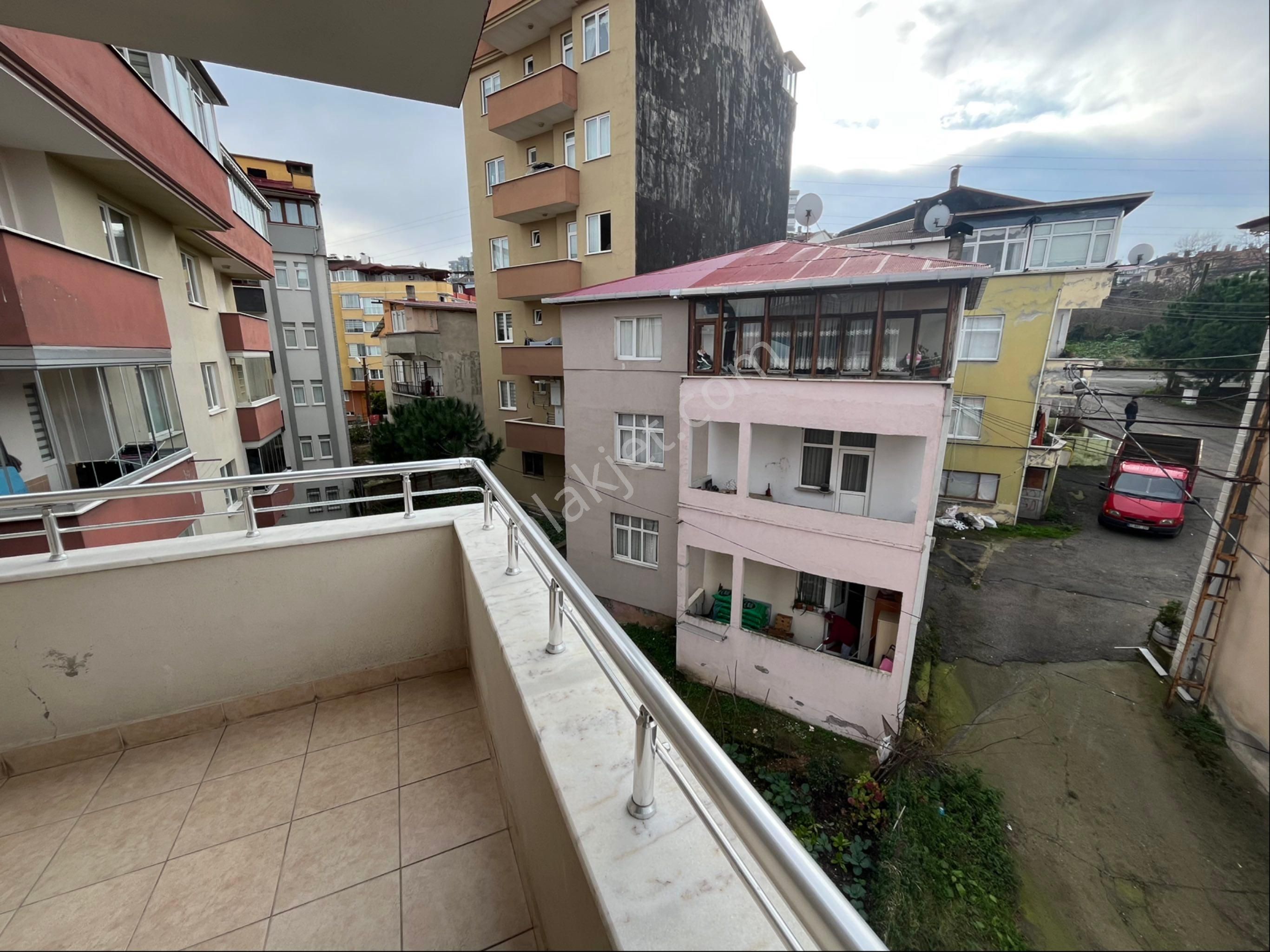 Erdoğdu 2+1 Aileye Uygun Manzaralı Kiralık - Görsel 15