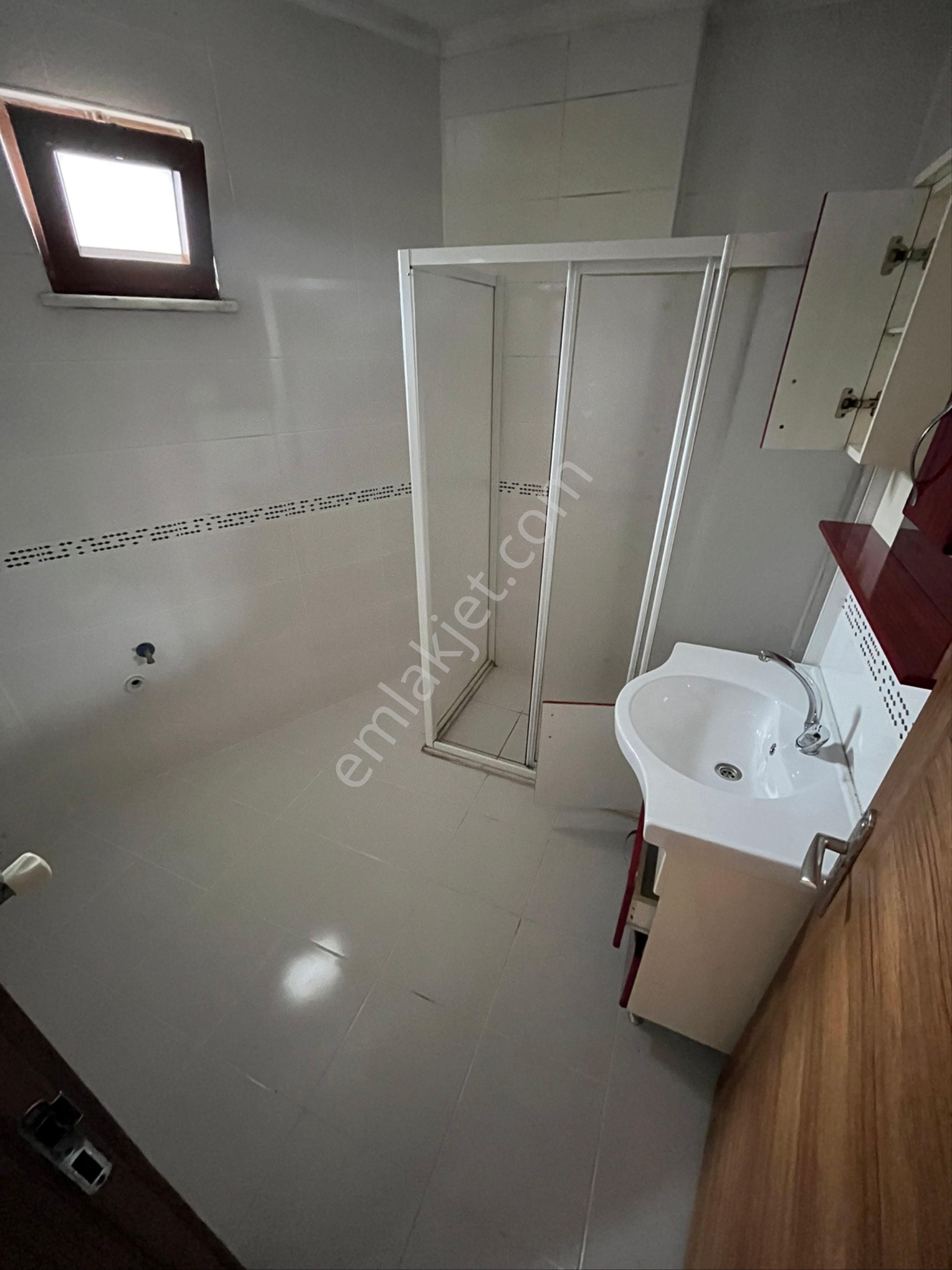 Erdoğdu 2+1 Aileye Uygun Manzaralı Kiralık - Görsel 9