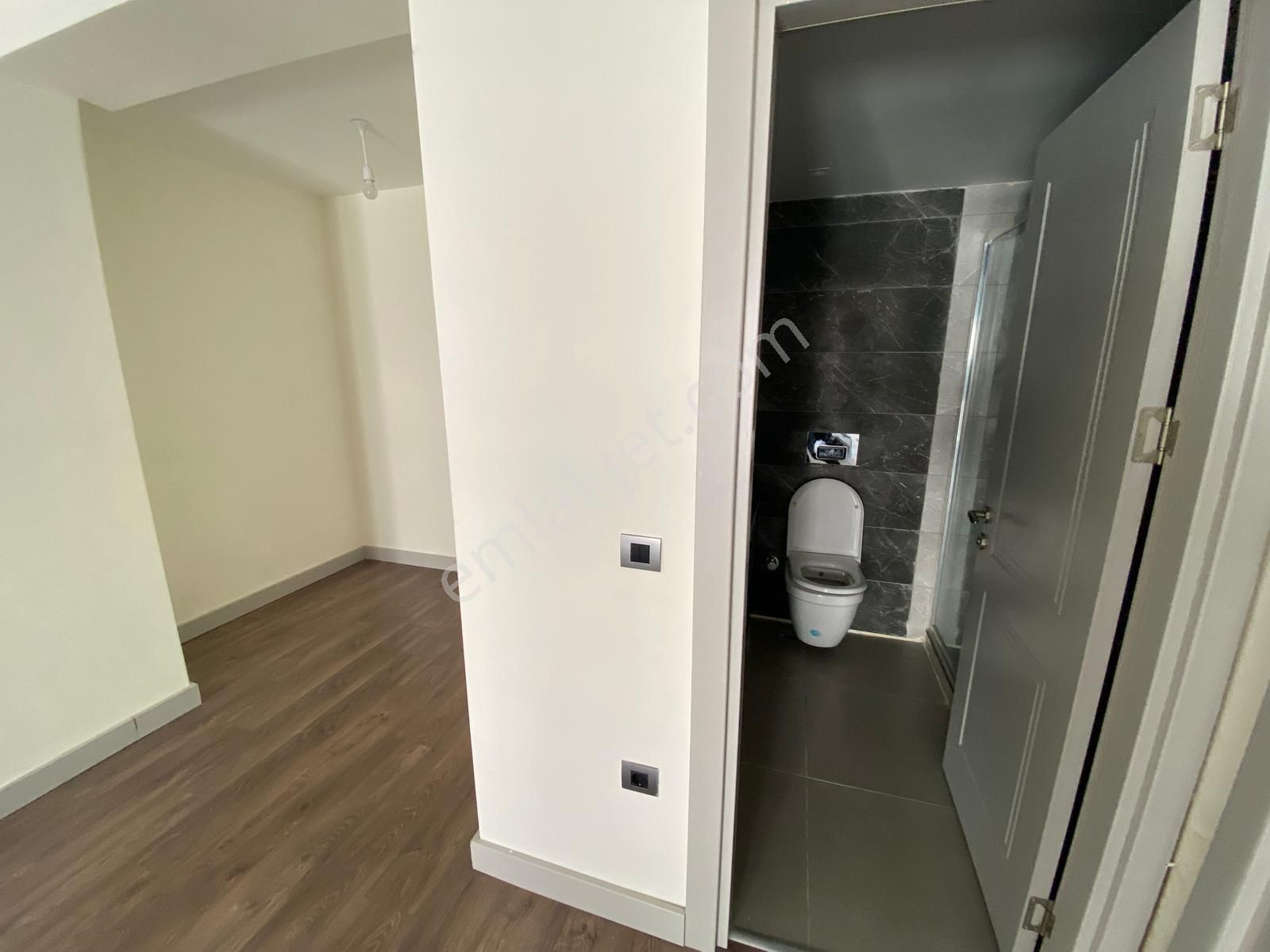 Key House'tan Gülpark59 2. Etap'ta Cadde Cepheli 3+1 Kiralık Lux Daire - Görsel 5