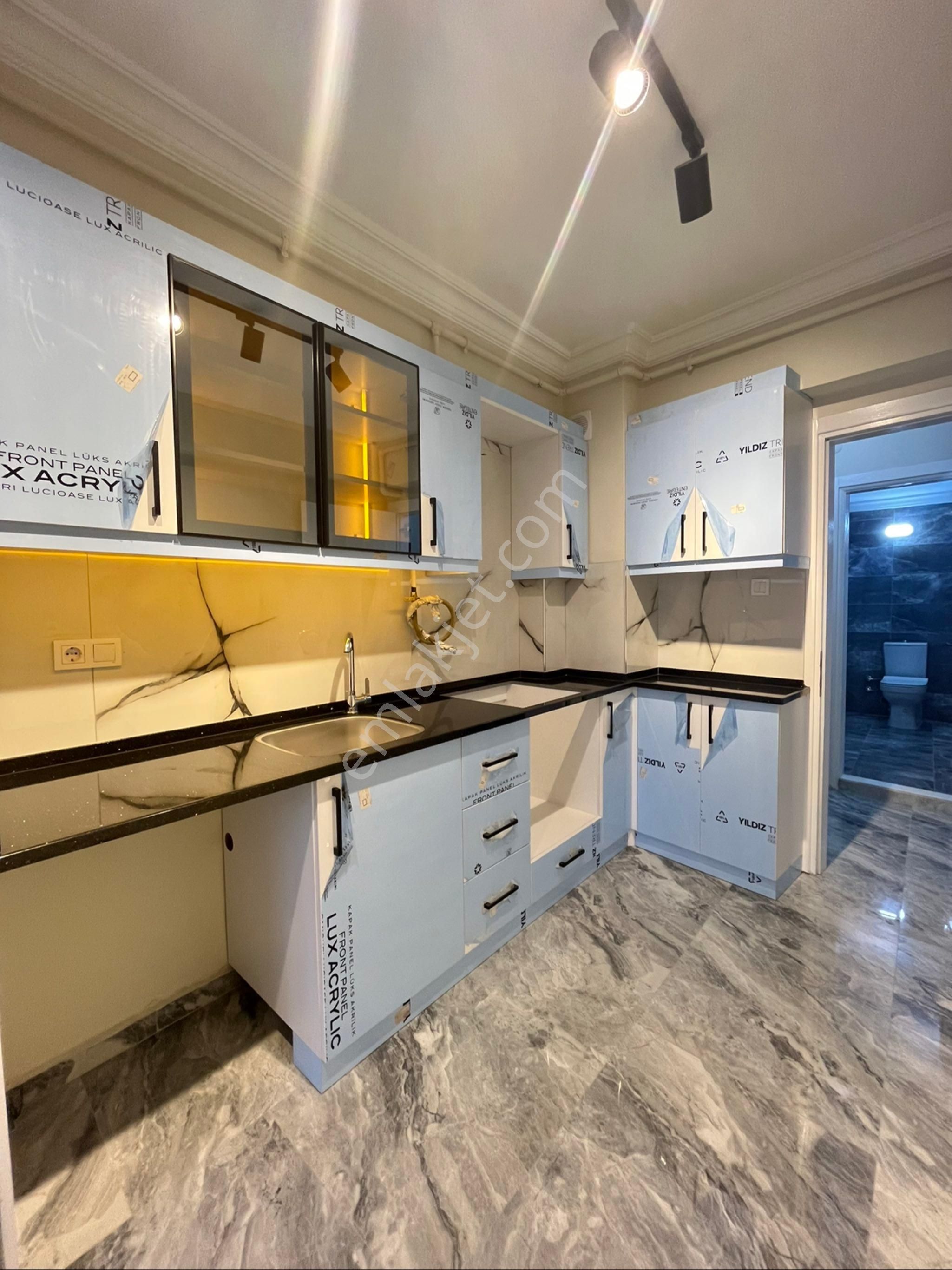 İzmir Buca Yenigün Mah. Satılık 3+1 Full Tadilatlı Daire - Görsel 21