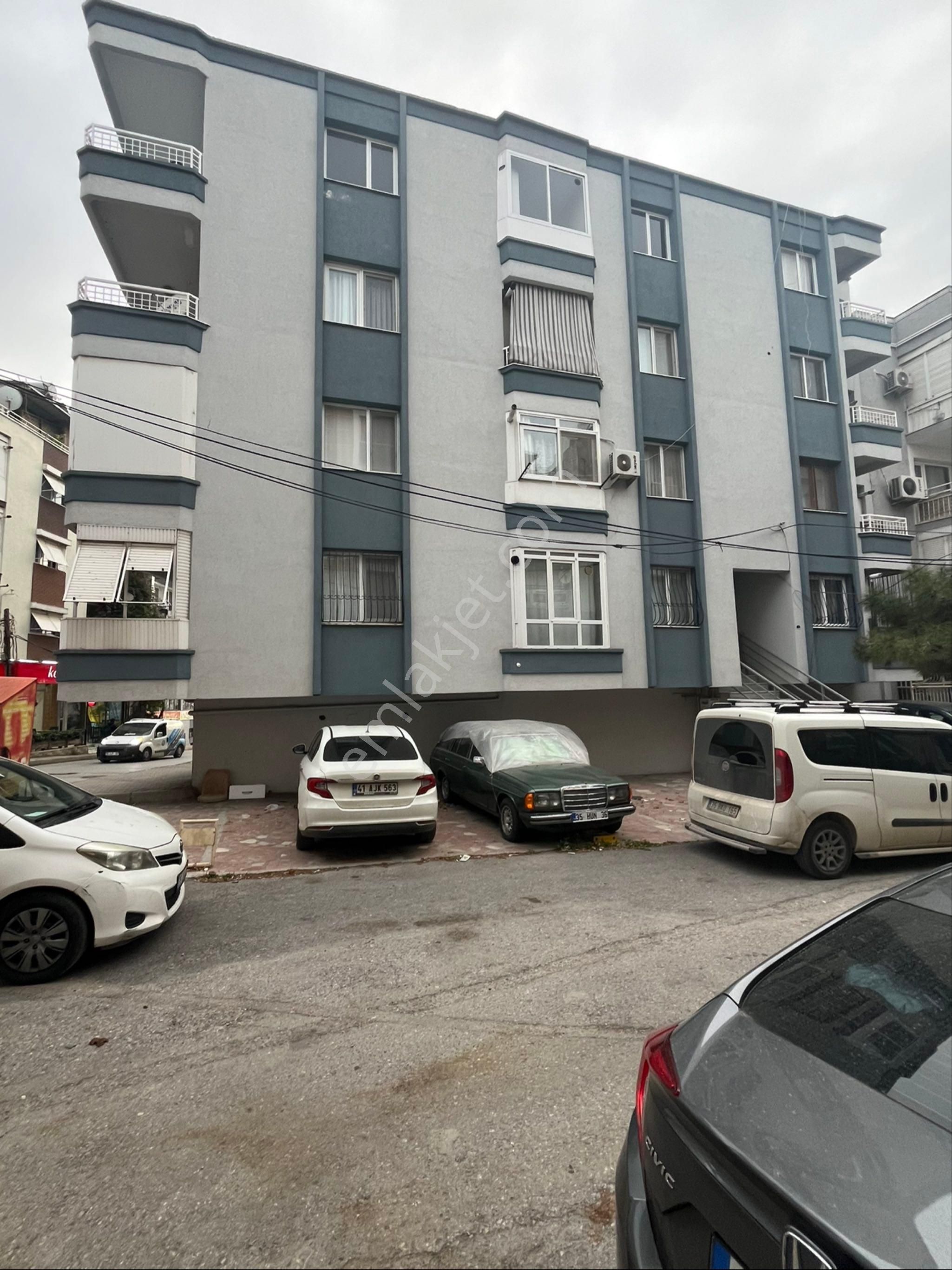 İzmir Buca Yenigün Mah. Satılık 3+1 Full Tadilatlı Daire - Görsel 35