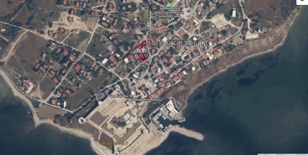 Çanakkale Eceabat Seddülbahir'de Satılık Bahçeli Kargır Ev, Dam Ve Arsası - Görsel 9