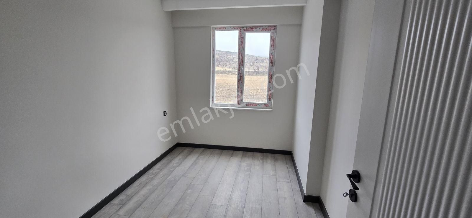 Msyapı Emlaktan Üniversite Yolunda 3+0 Satılık Lüks Daire - Görsel 13