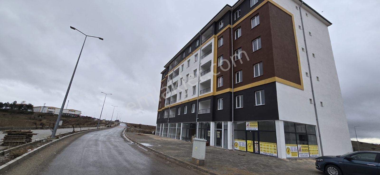 Msyapı Emlaktan Üniversite Yolunda 3+0 Satılık Lüks Daire