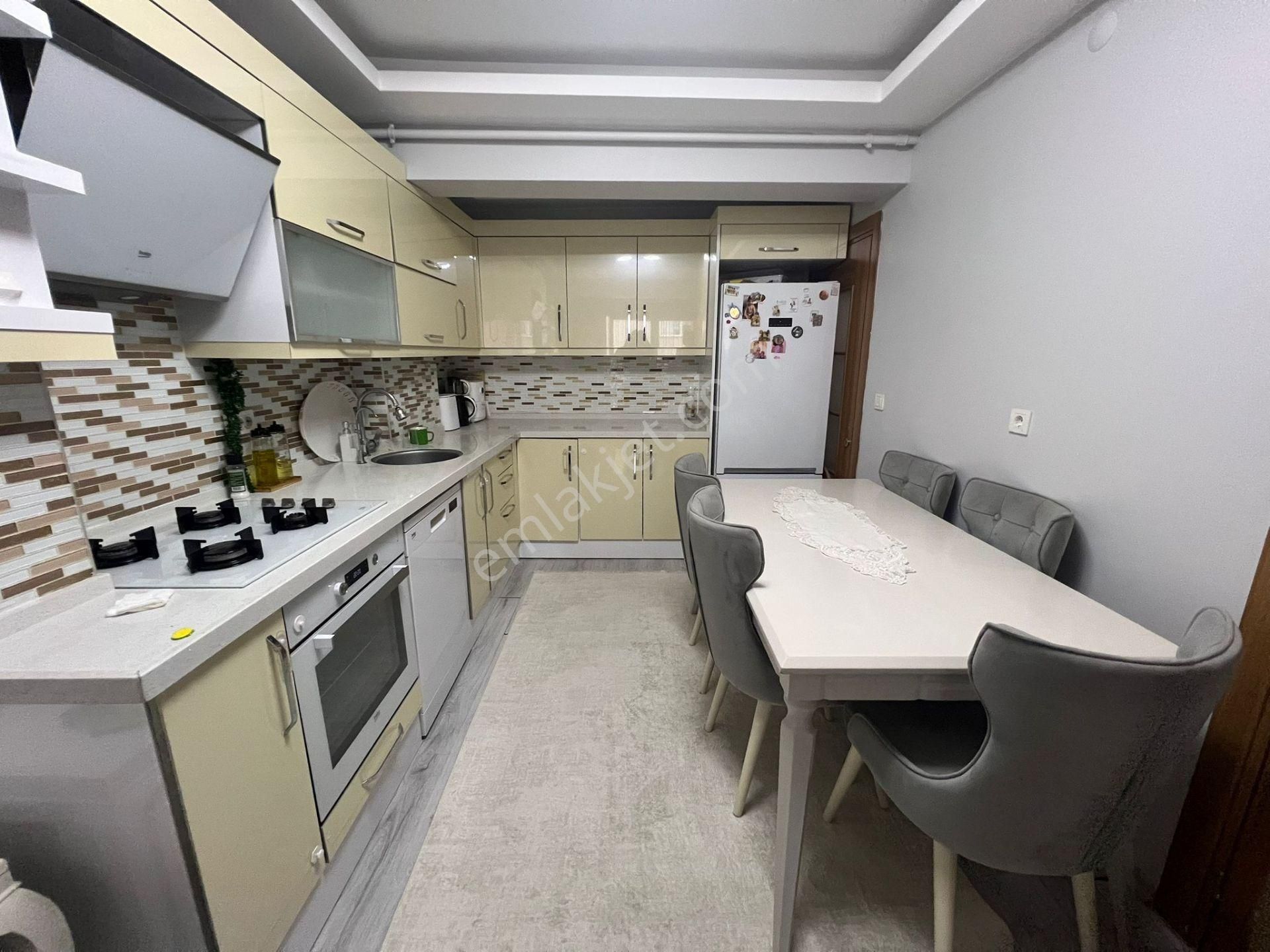 Acill Buca Ufuk Mah.de Yıkıkkemer Meydanda 2+1 80m2 Dgazlı A.mutfak Satılık Daire - Görsel 16