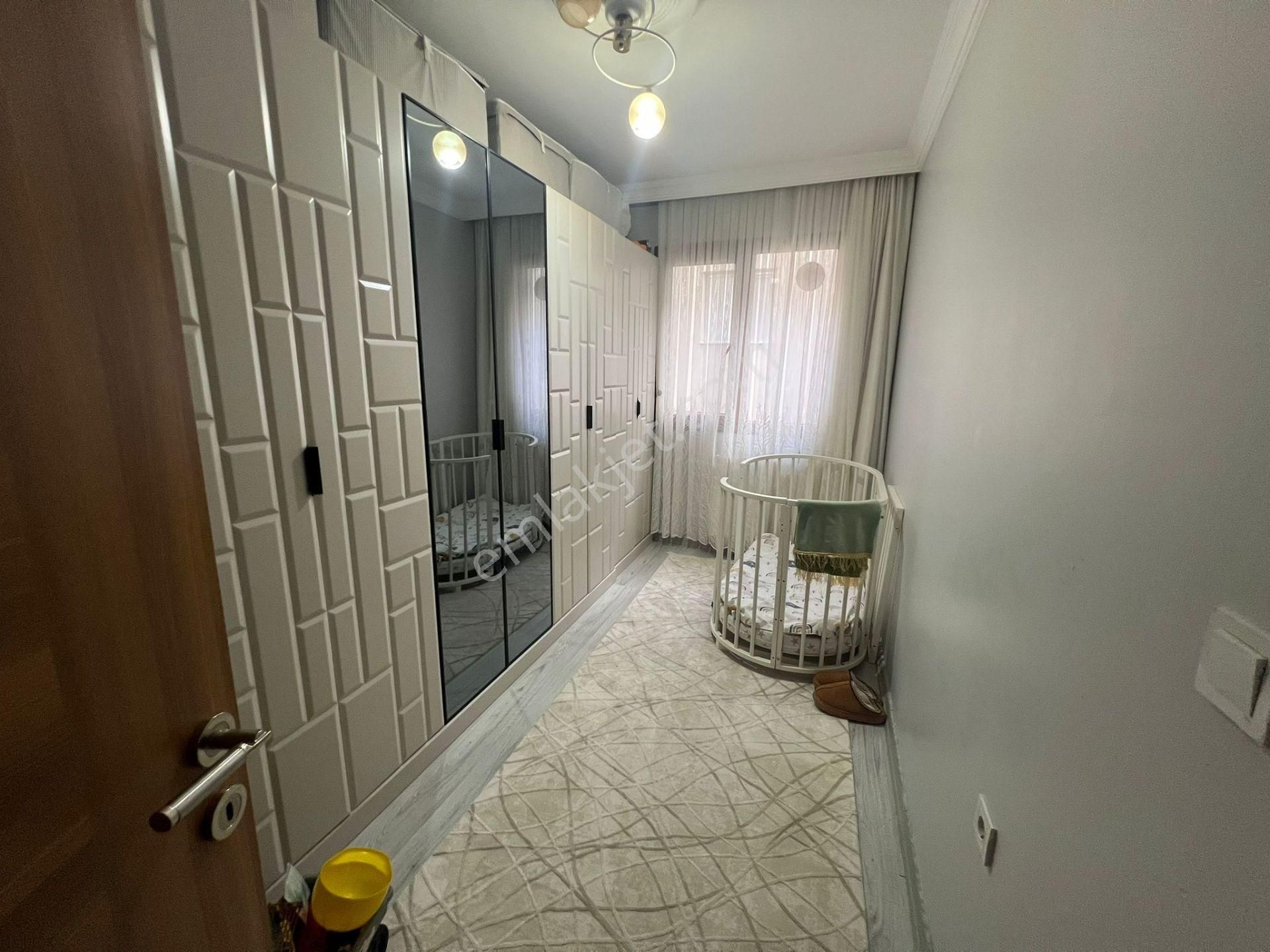 Acill Buca Ufuk Mah.de Yıkıkkemer Meydanda 2+1 80m2 Dgazlı A.mutfak Satılık Daire - Görsel 8