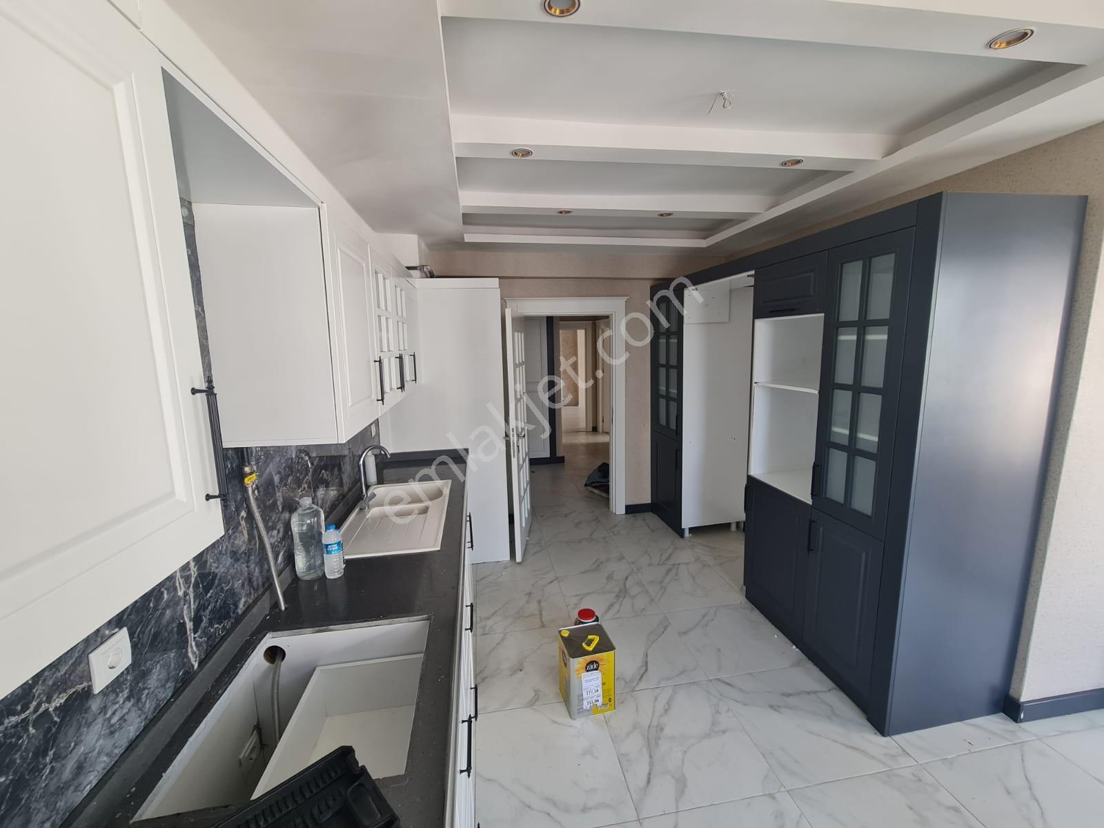 Aksoy'dan Seyrantepe'de Ultra Lüks 3,5+1 Acil Satılık Daire / Yenişehir - Görsel 2