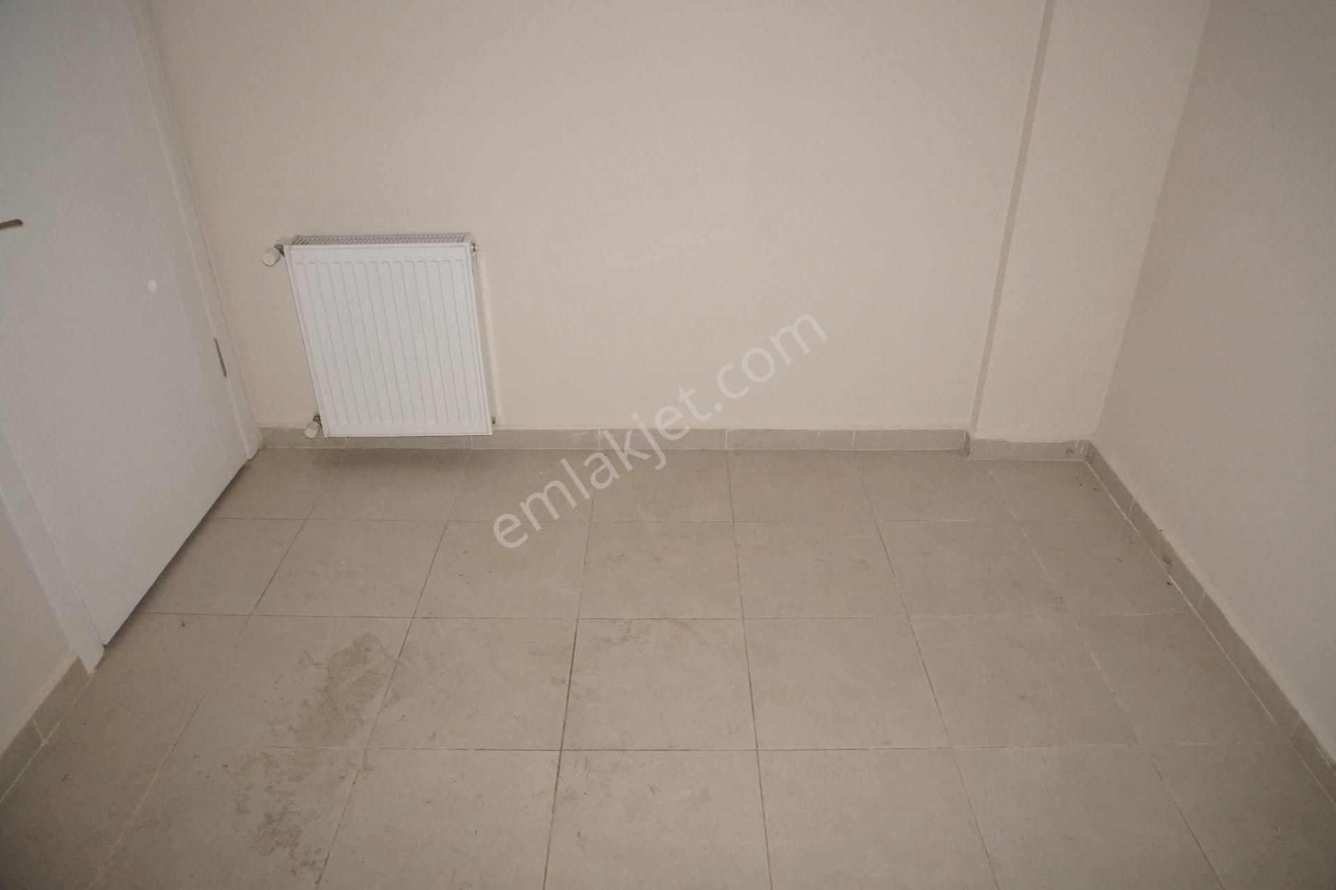 Küçükçiğli Satılık Bahçekatı Fiyat Düştü 3+1 Ebeveynbanyolu+doğalgazlı(serkan - Görsel 3